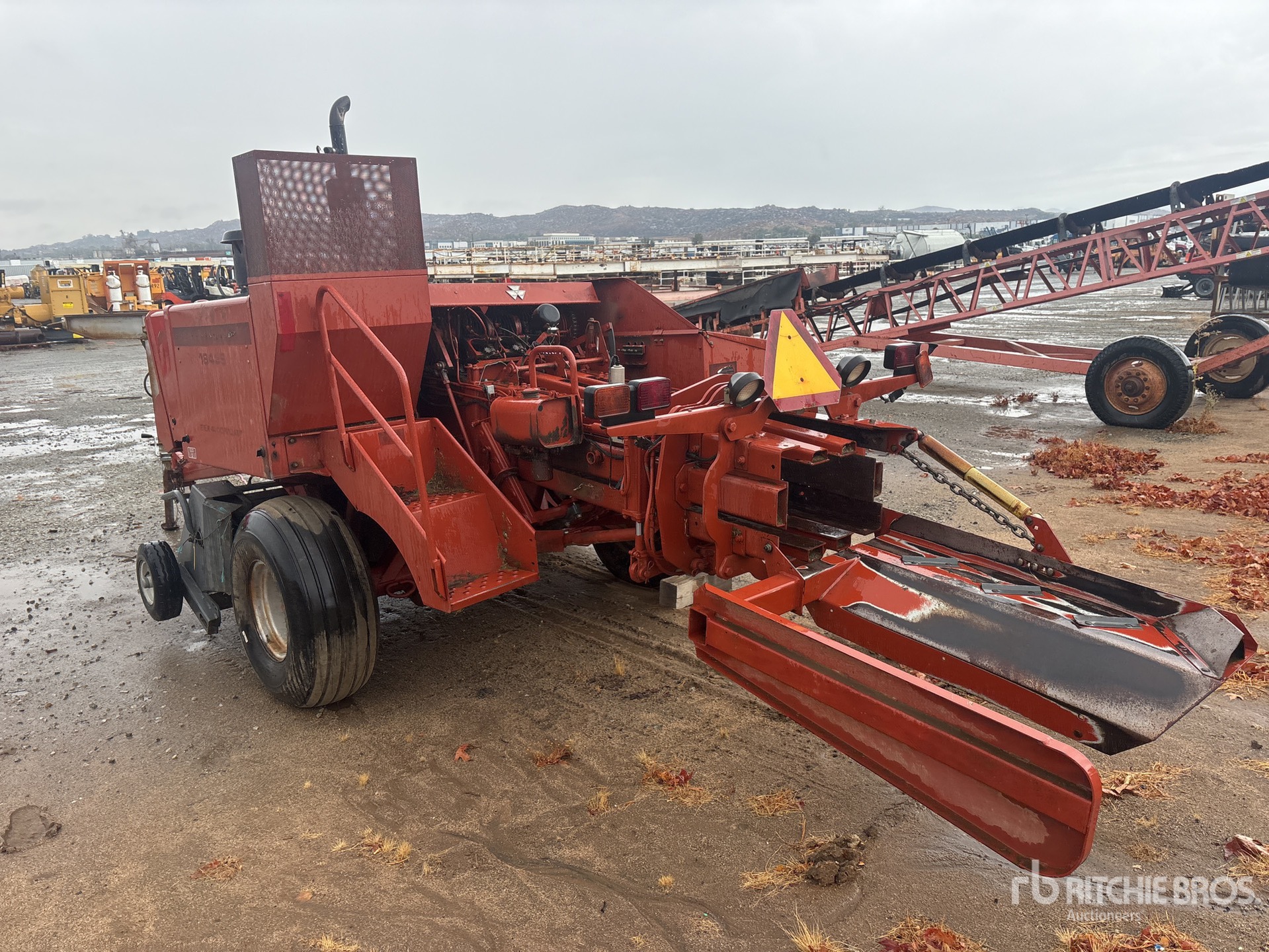 2009 Massey Ferguson 1843S