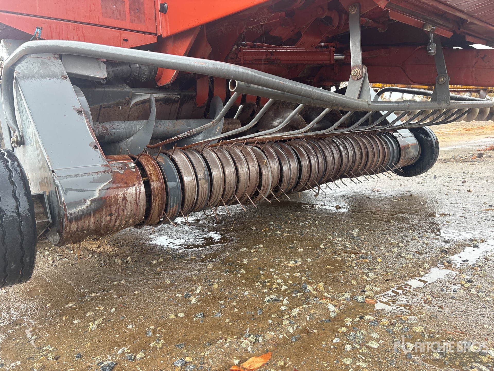 2009 Massey Ferguson 1843S