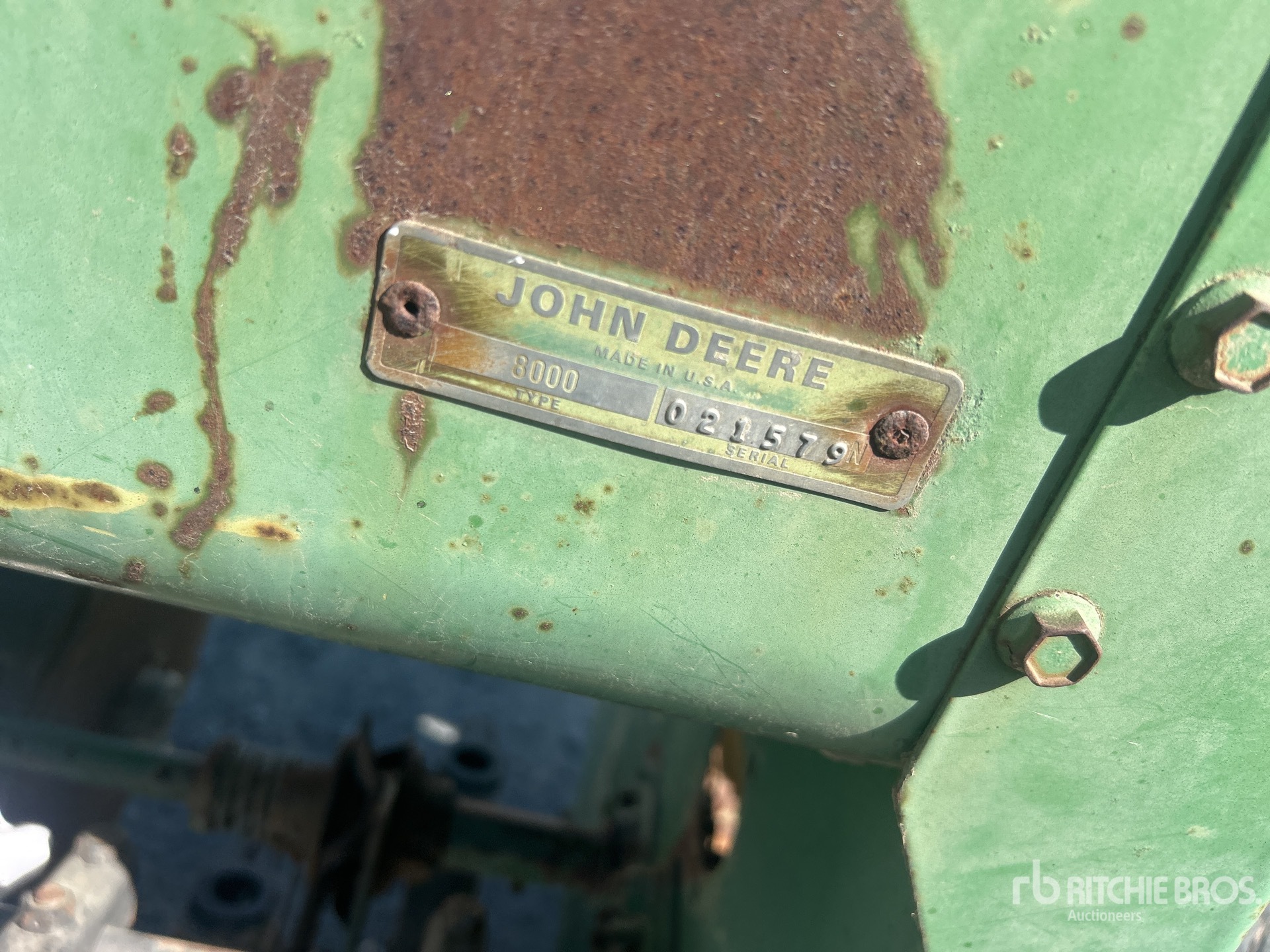 John Deere 8300
