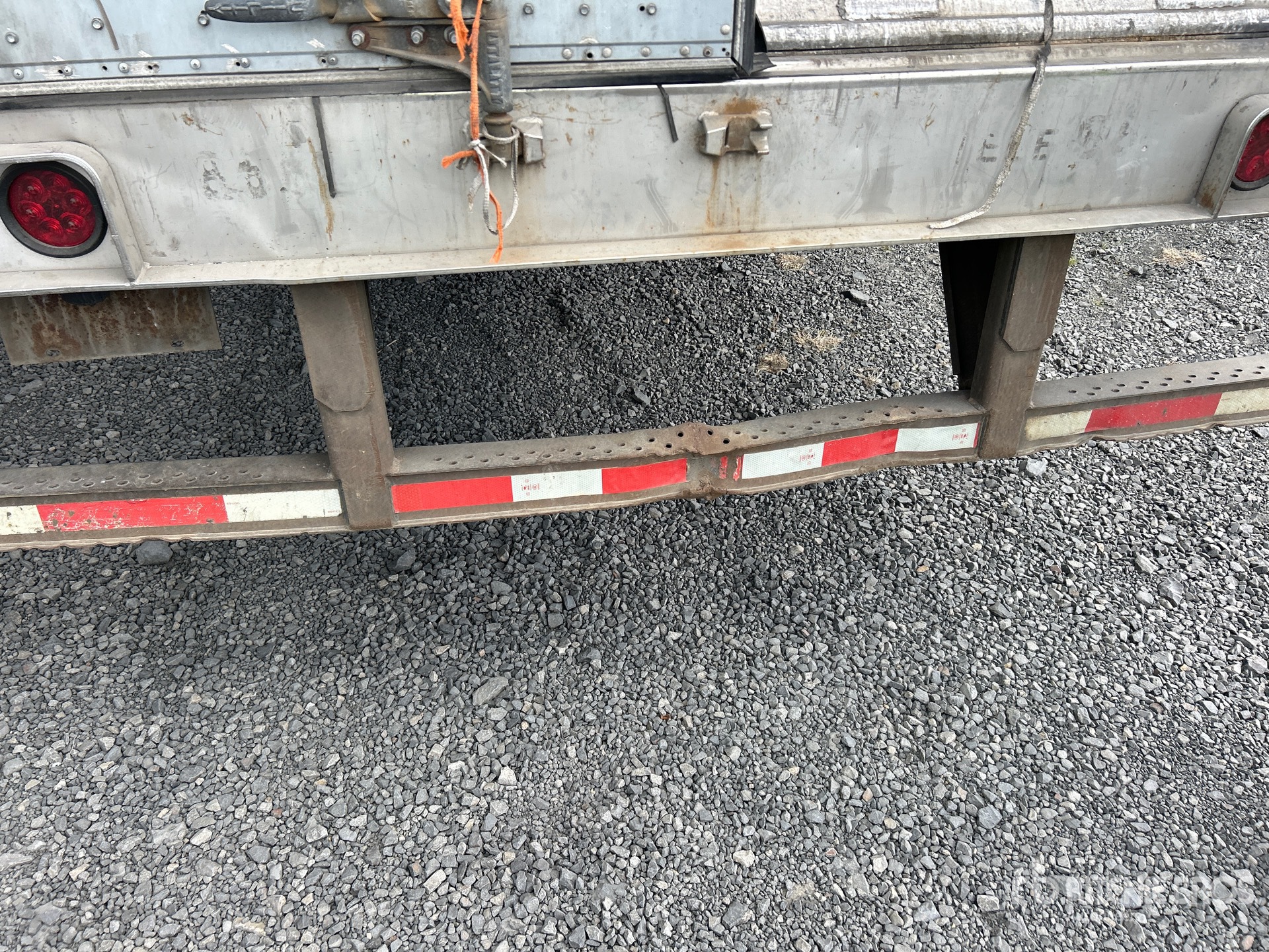 2005 Utility VS2RA