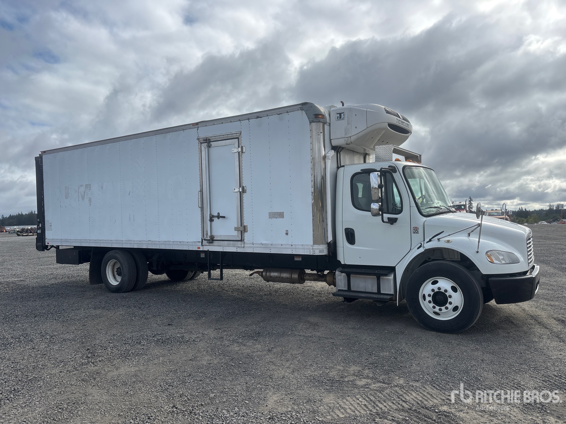 2014 Freightliner M2 106