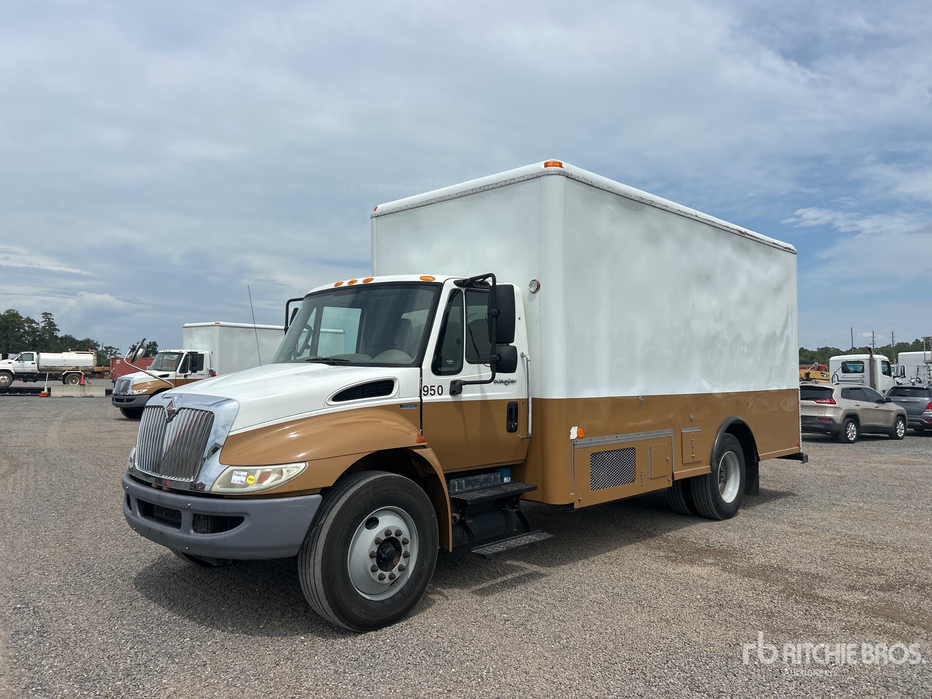 Photo of 2011 International 4300