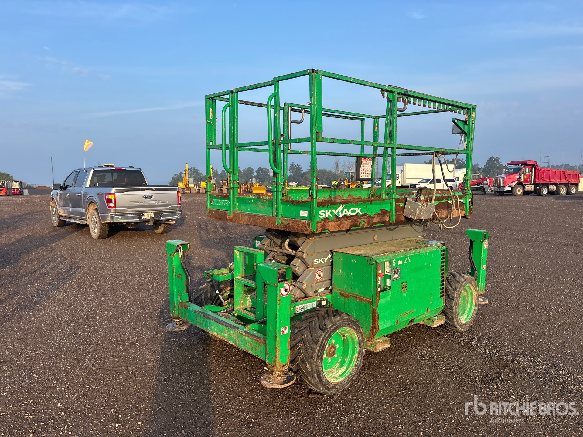 Photo of 2018 Skyjack SJ6832 RT