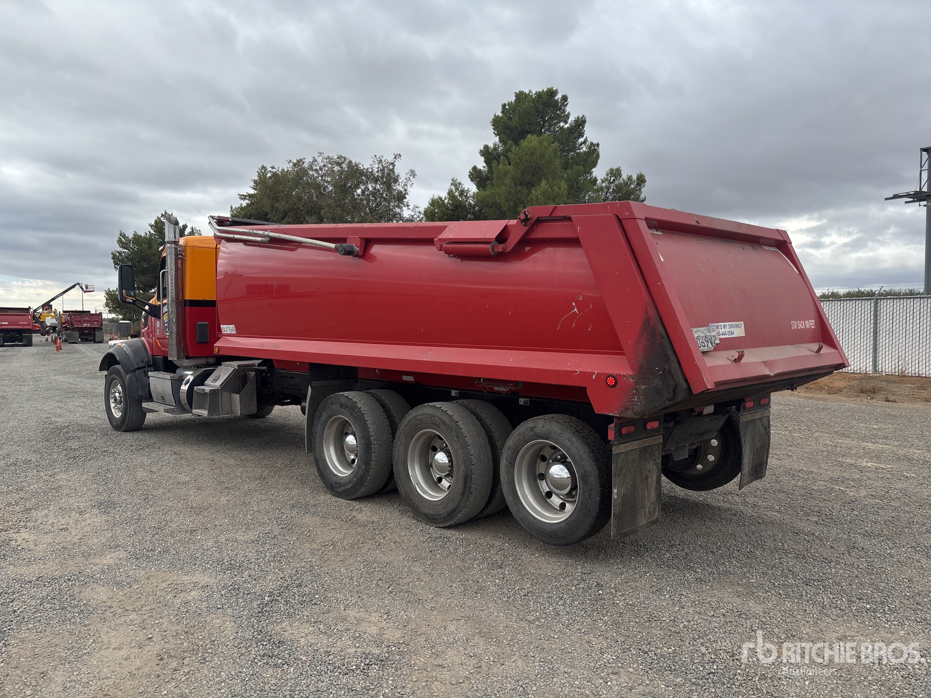 2020 Peterbilt 567