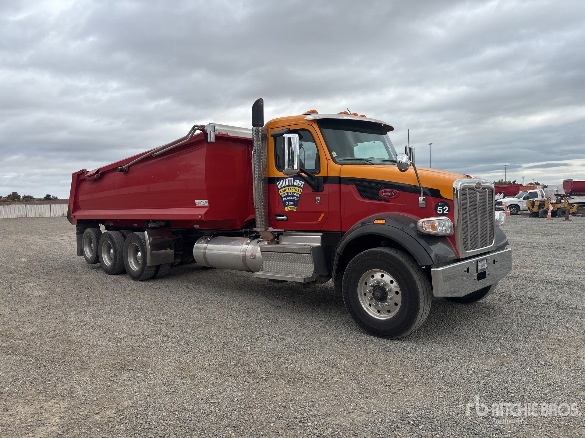 2020 Peterbilt 567
