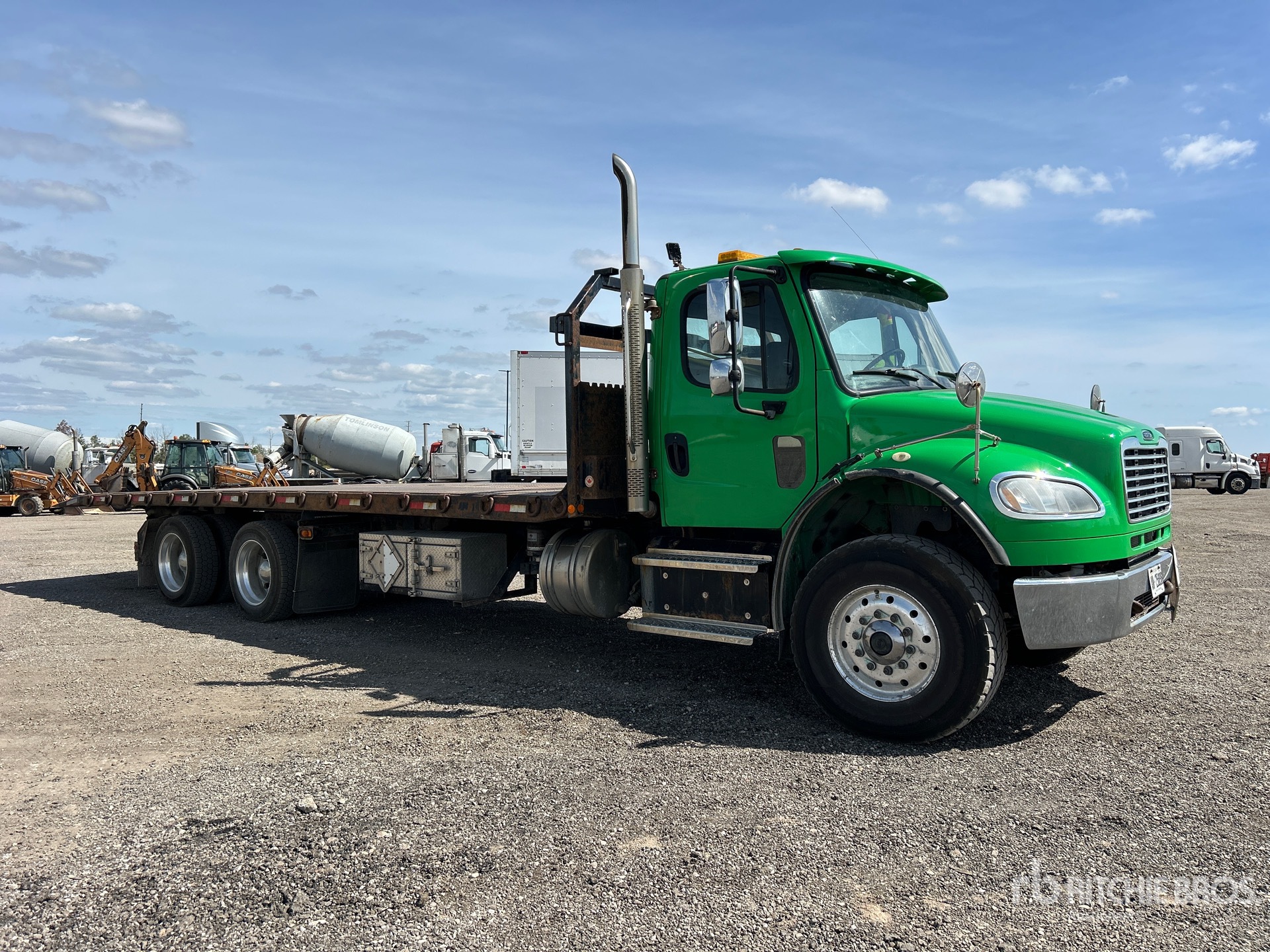 2019 Freightliner M2 106