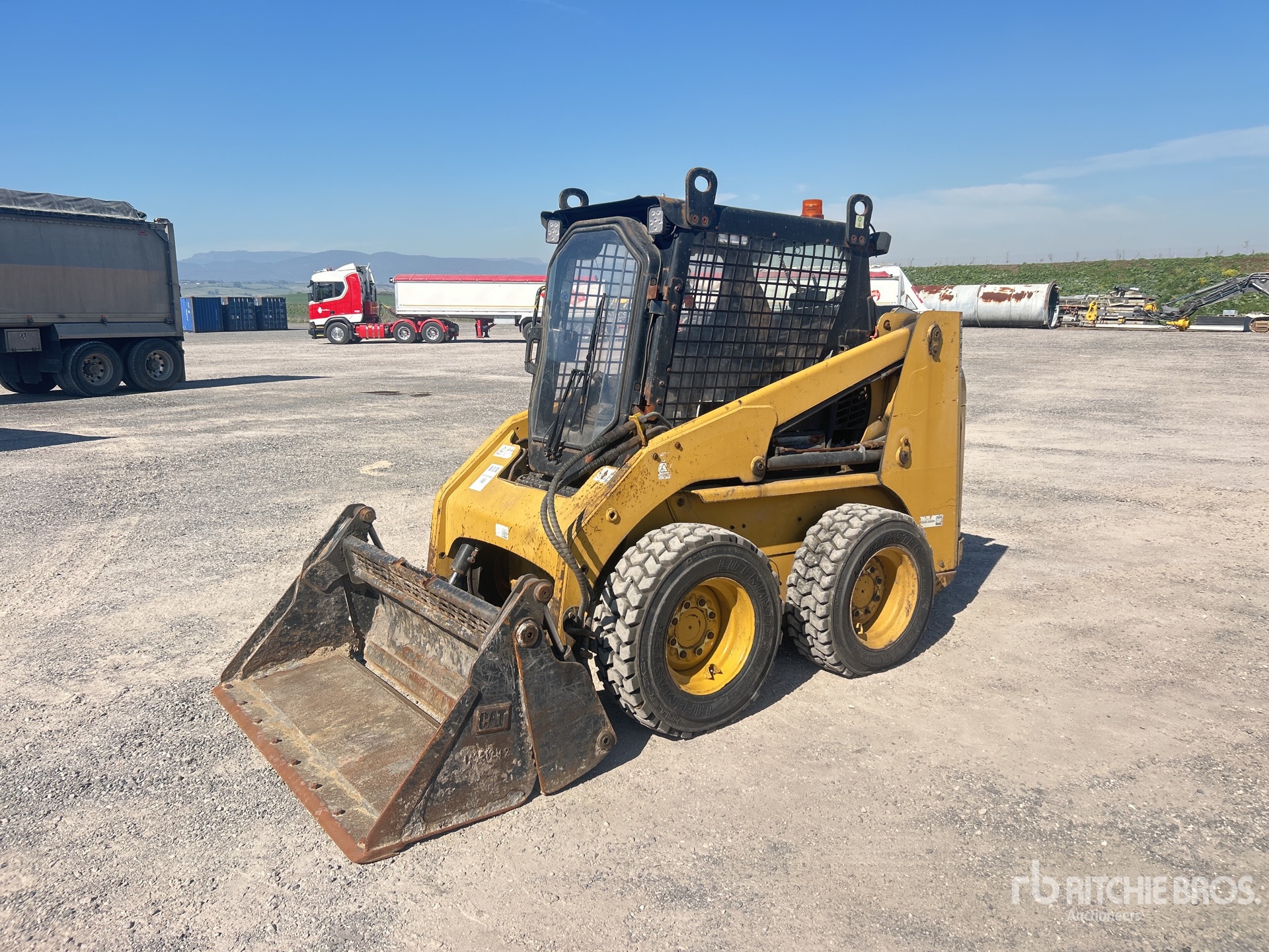 2017 Caterpillar 226B3