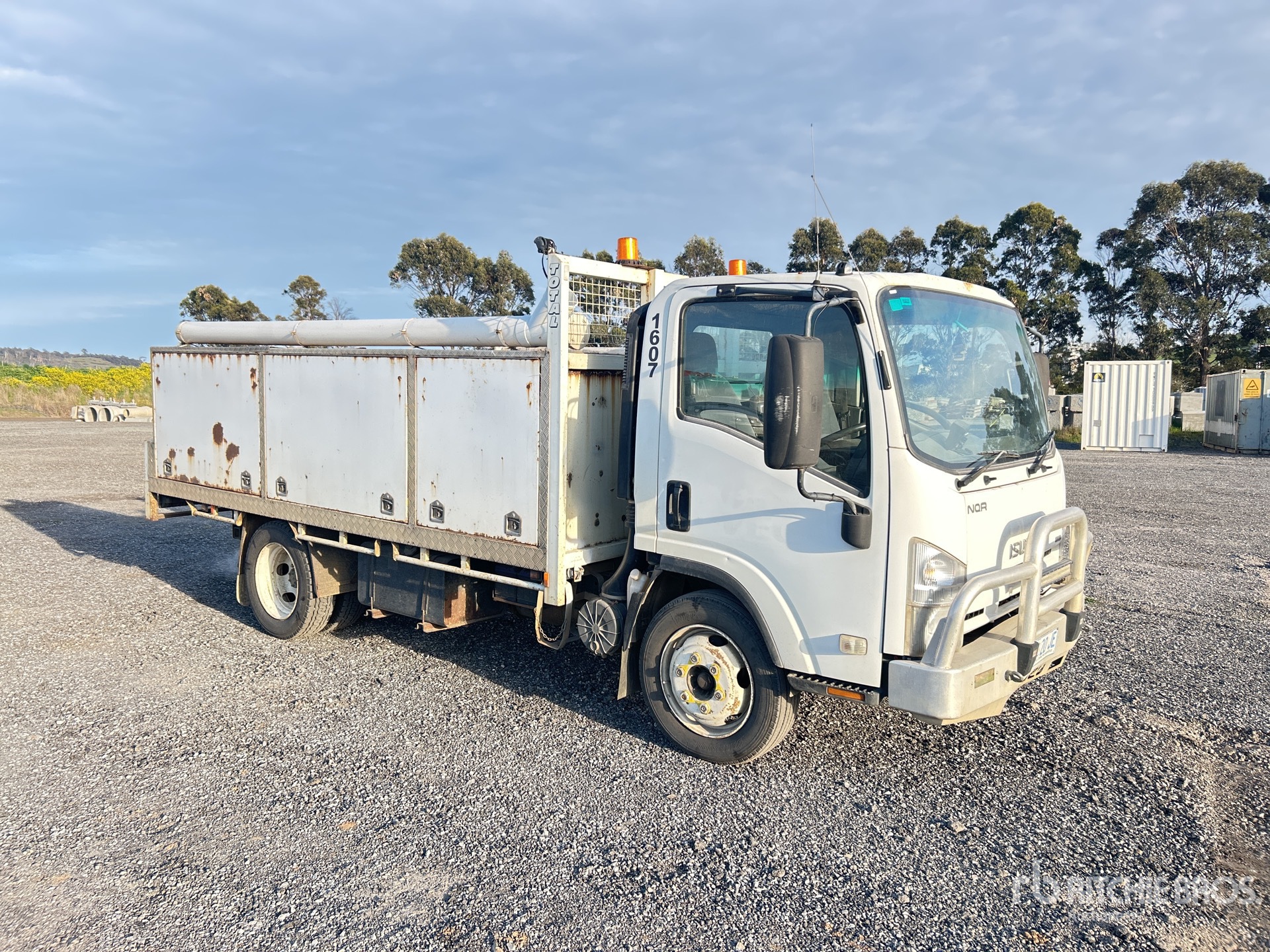 2008 Isuzu NQR 450