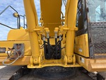v2 Chassis - Excavator with