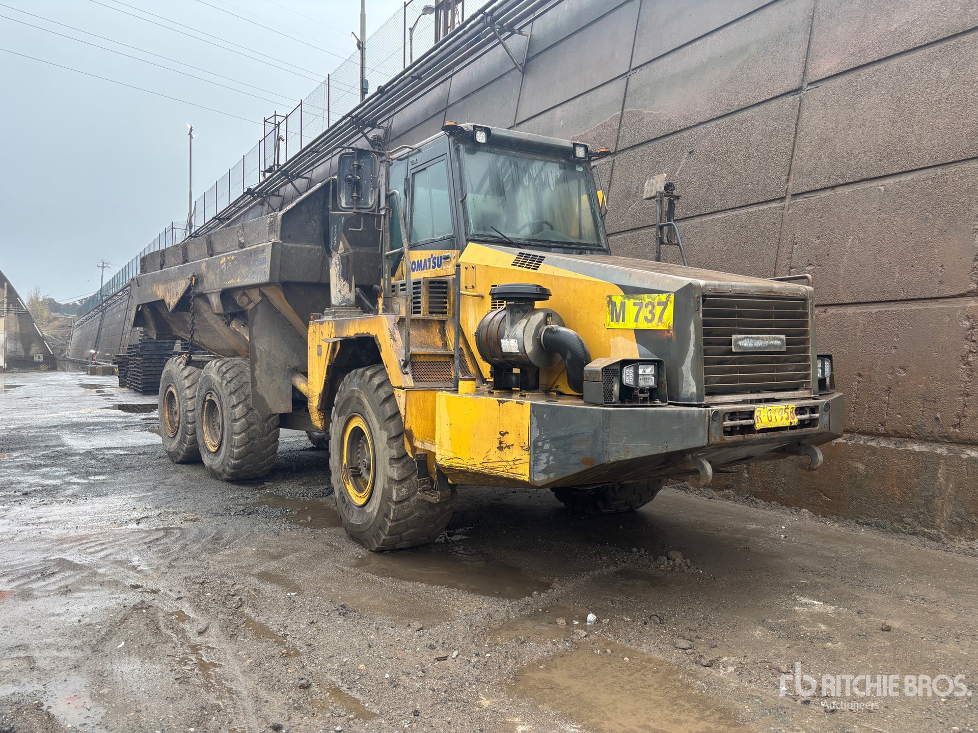 Photo of 2007 Komatsu HM300-2