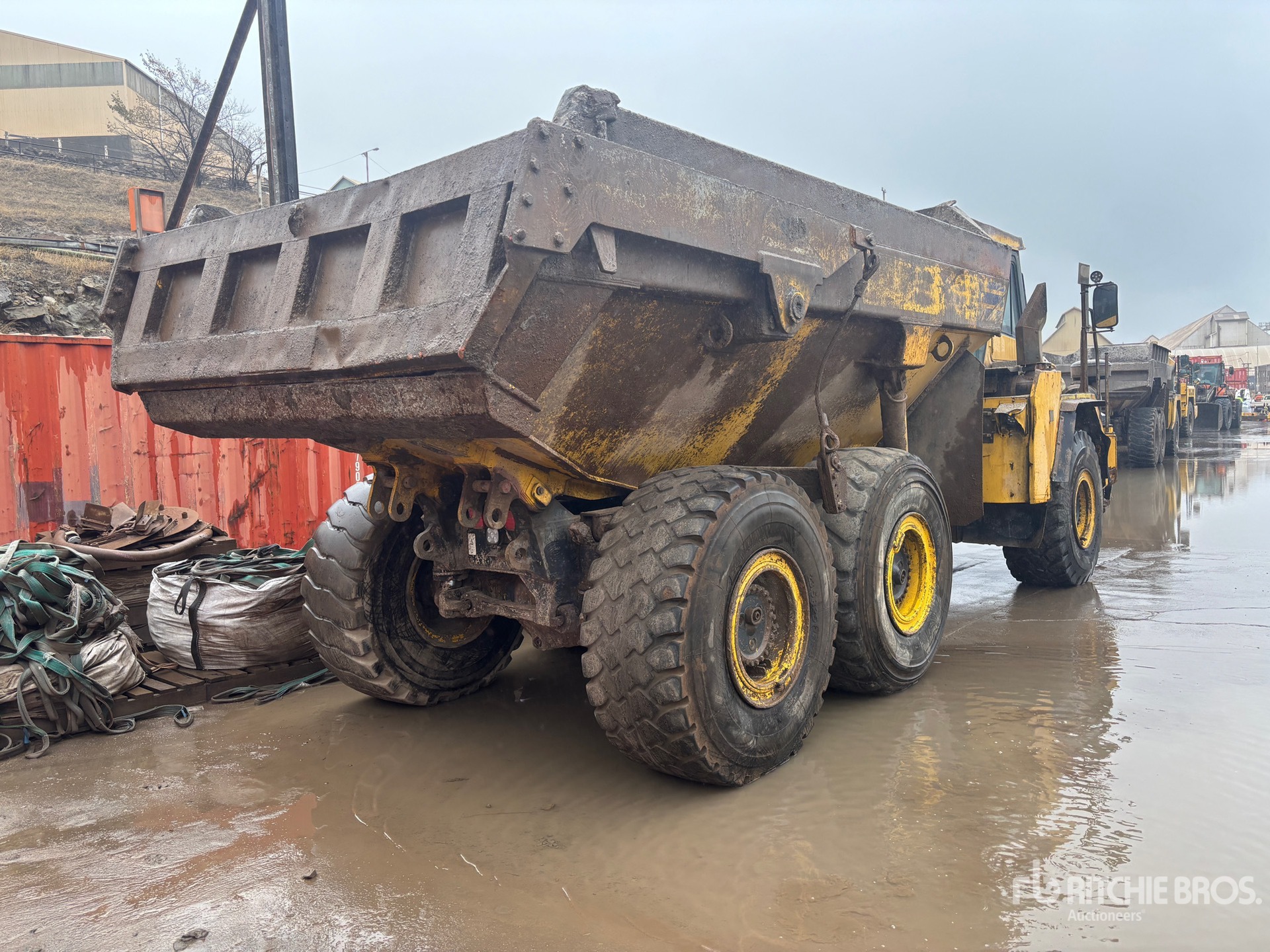 2006 Komatsu HM300-1