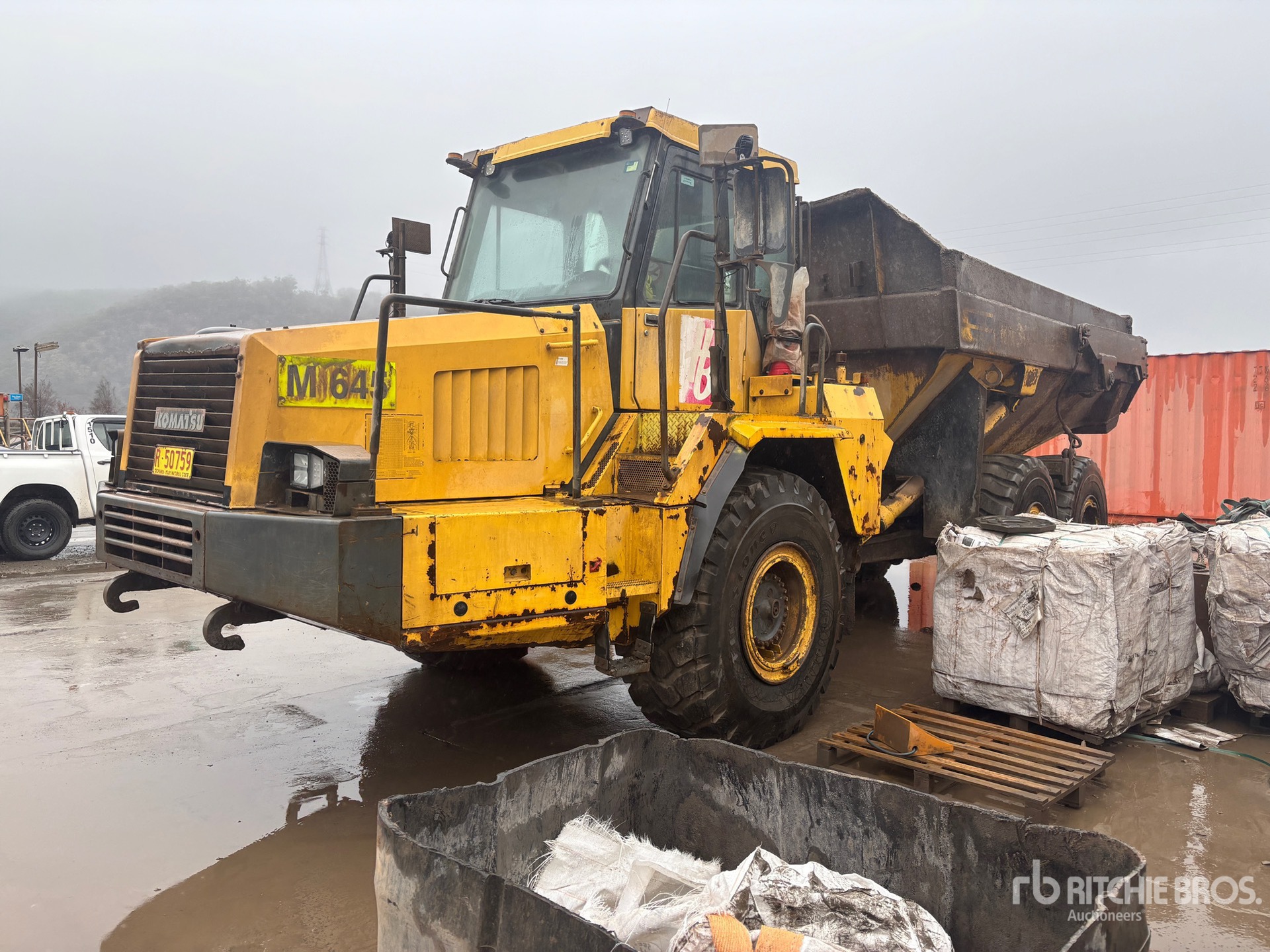 2006 Komatsu HM300-1