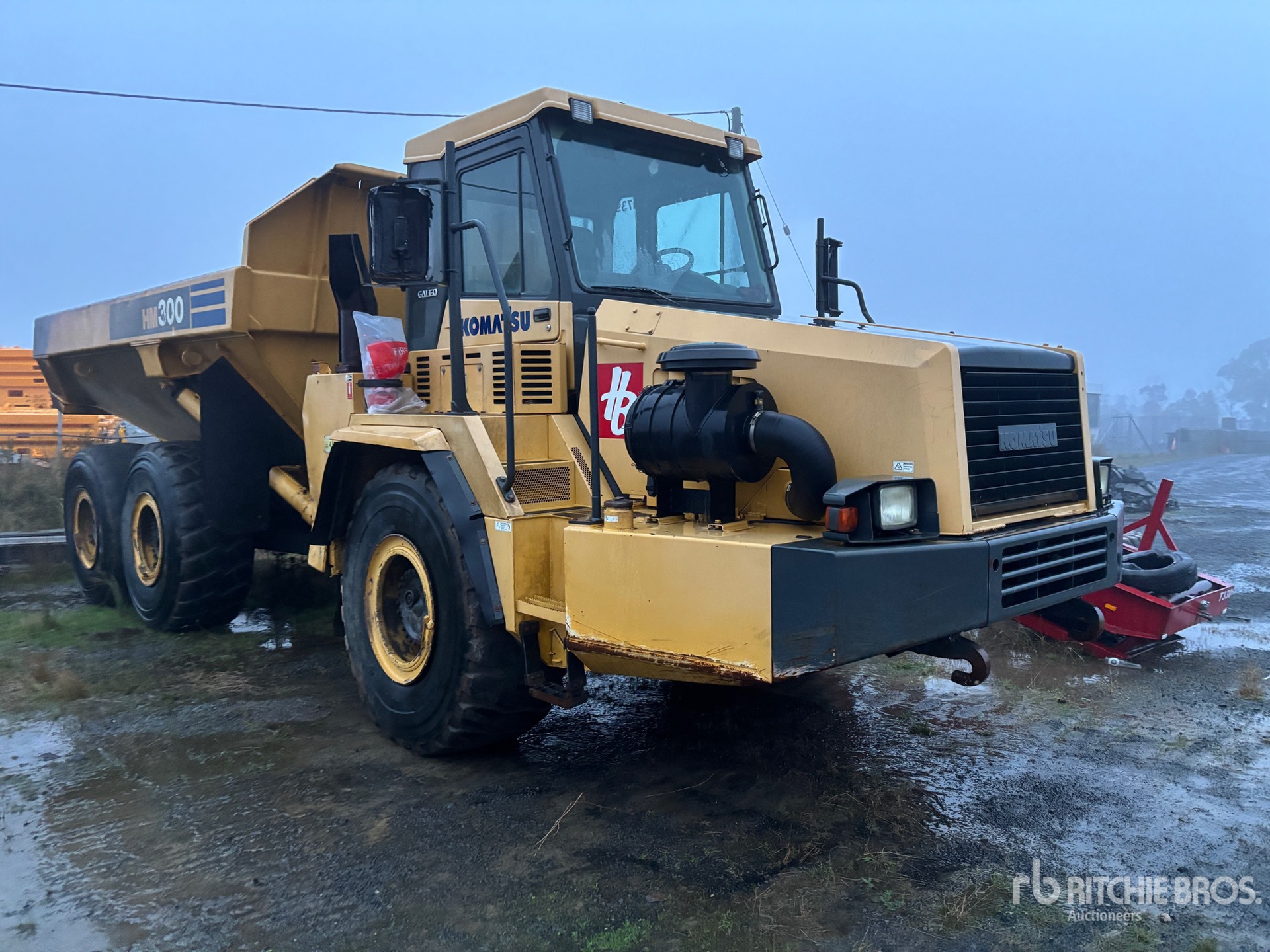 Photo of Komatsu HM300-1