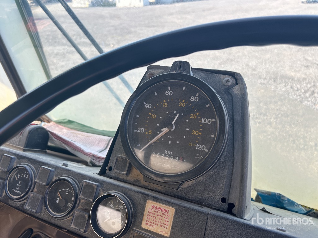 General Appearance with Hour Meter / Odometer