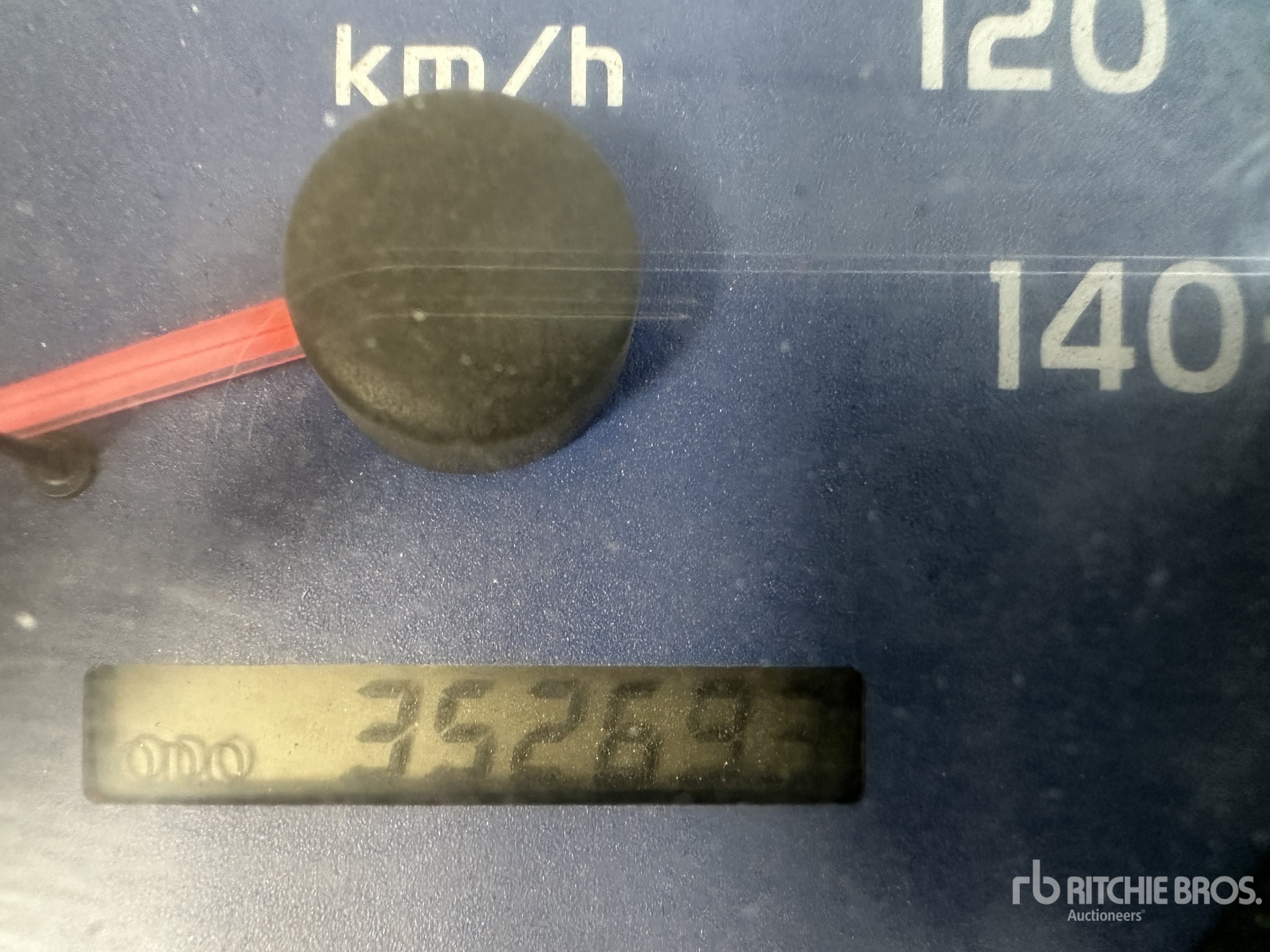 2004 Hino FC4J