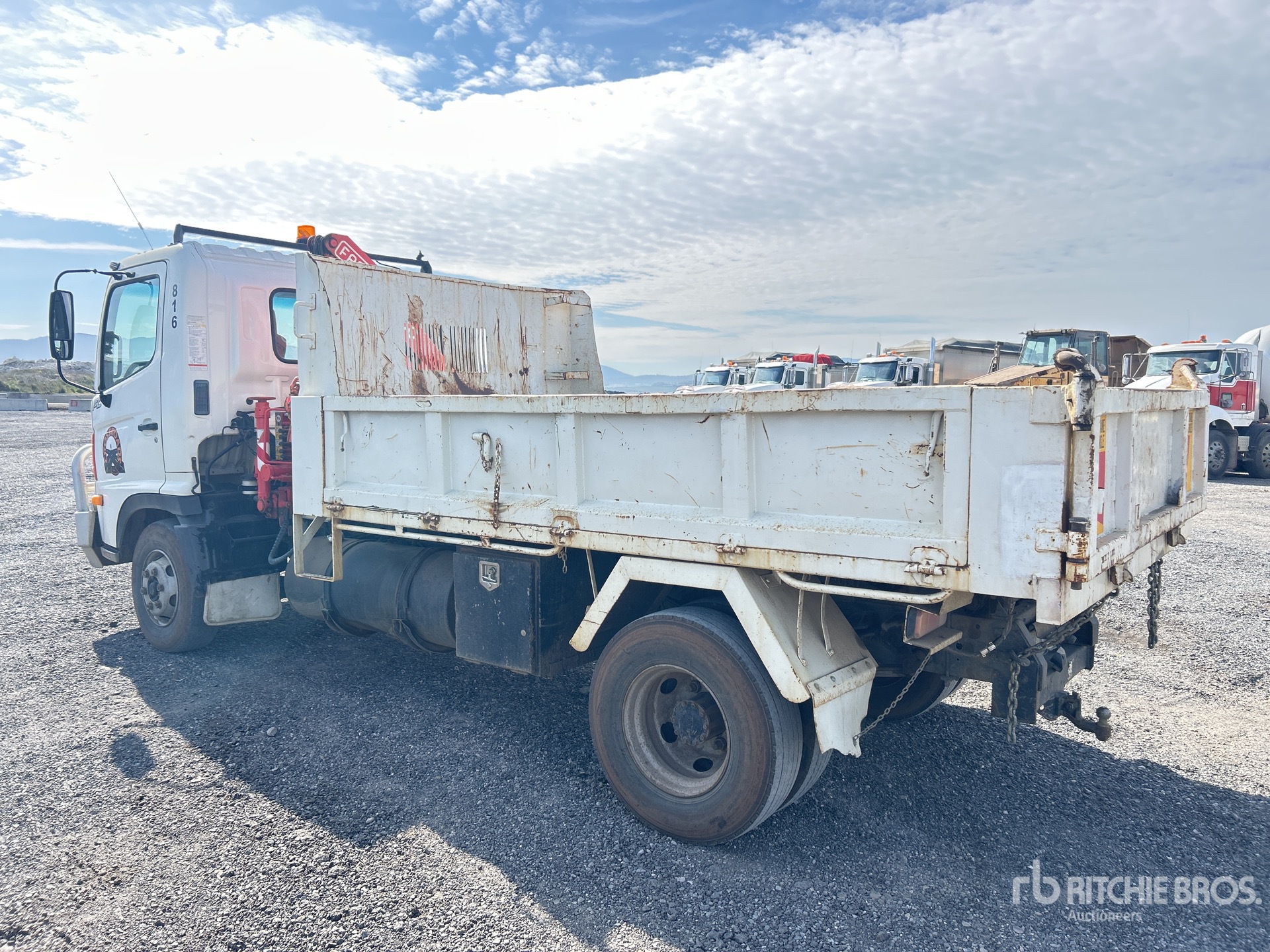 2004 Hino FC4J