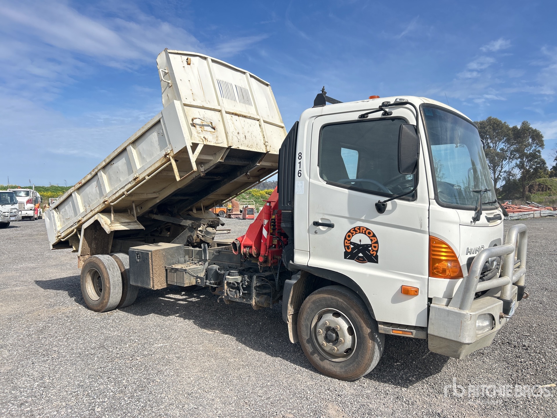 2004 Hino FC4J