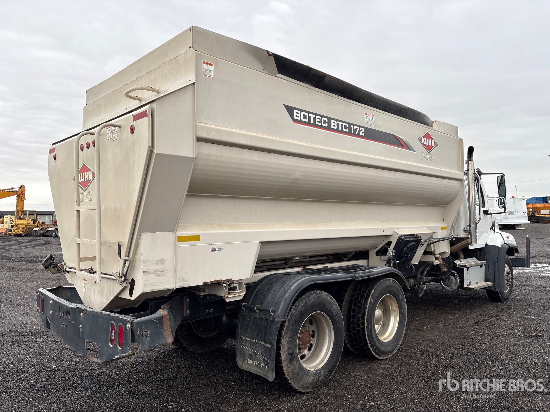 2022 Freightliner 114SD