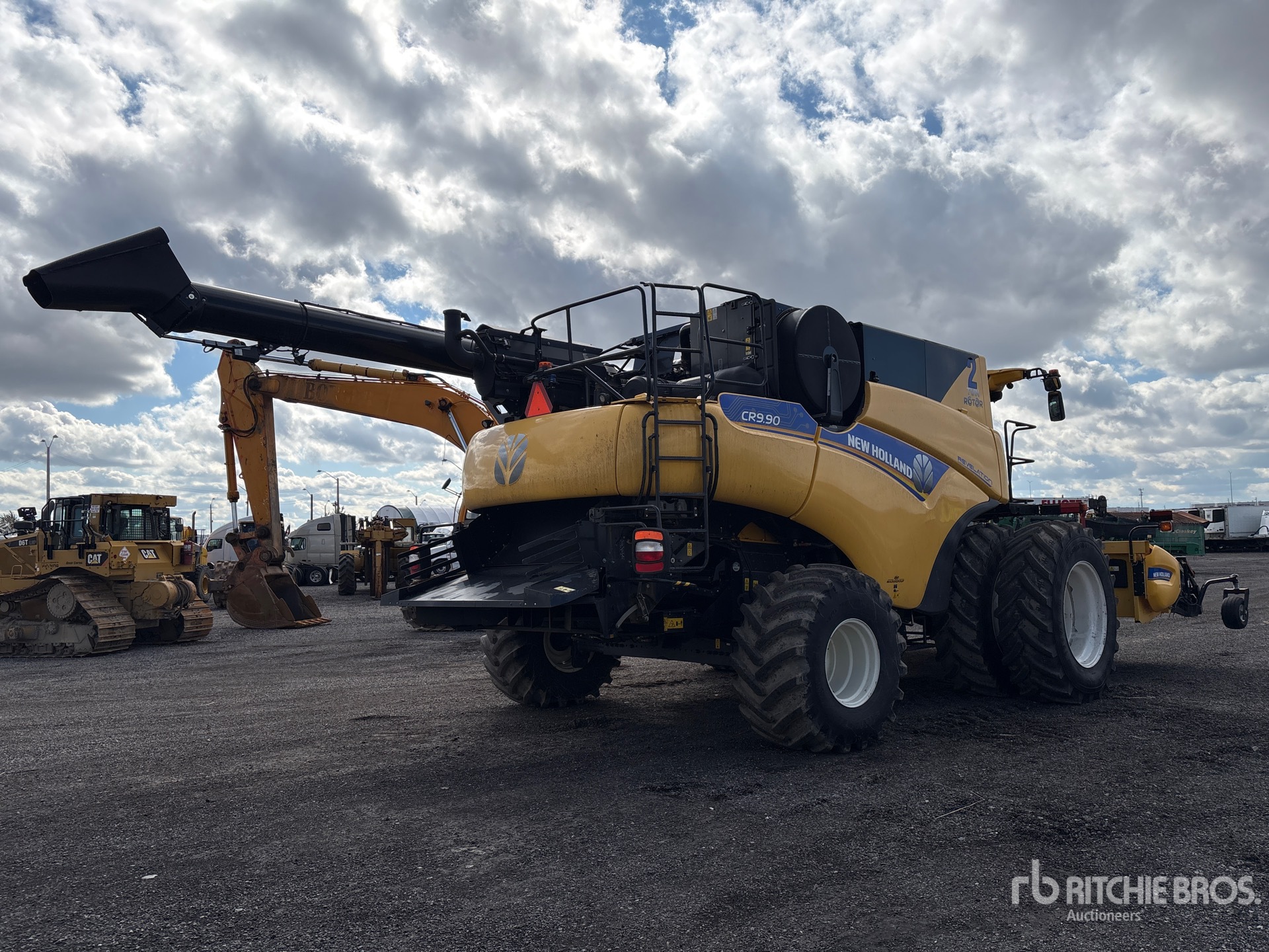 2019 New Holland CR9.90