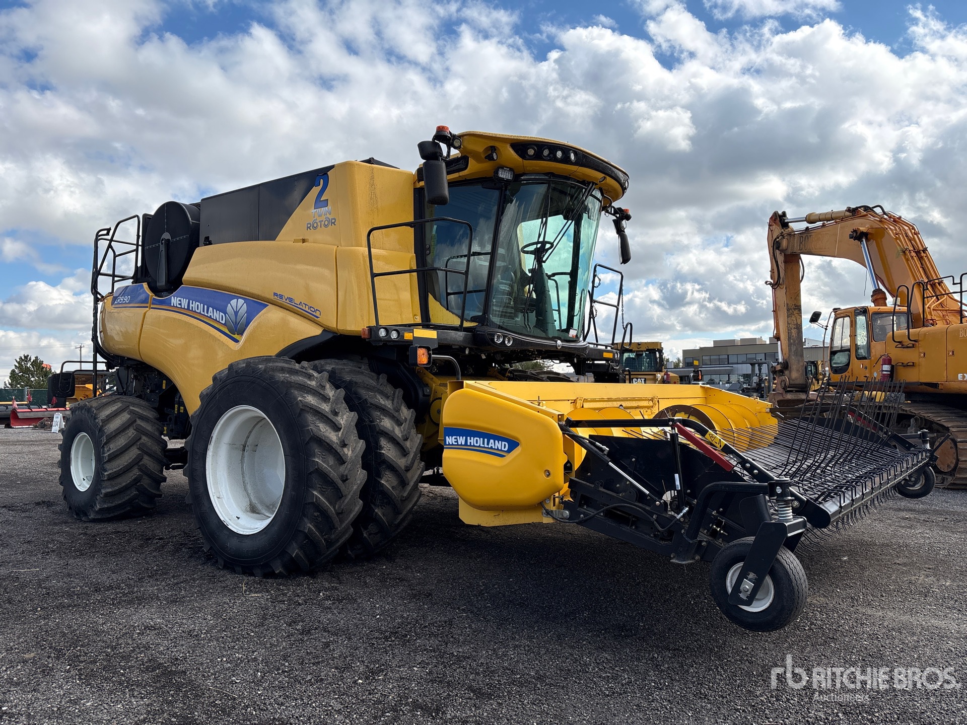 2019 New Holland CR9.90