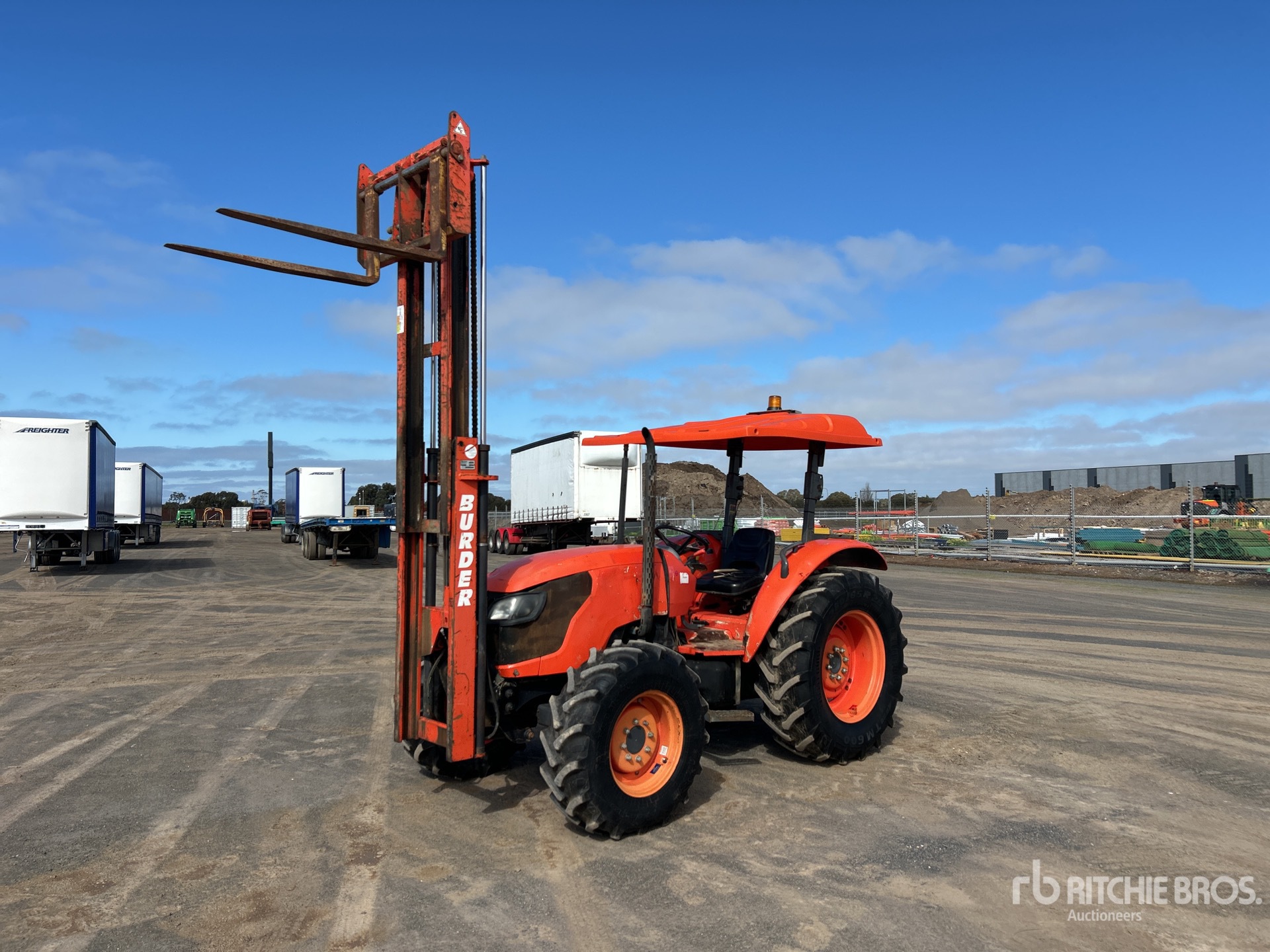 2015 Kubota M7040SUD