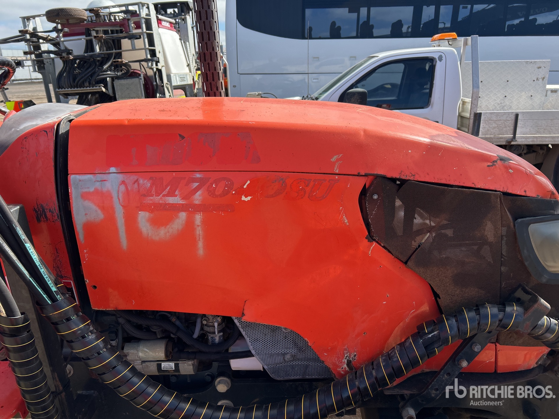 2015 Kubota M7040SUD