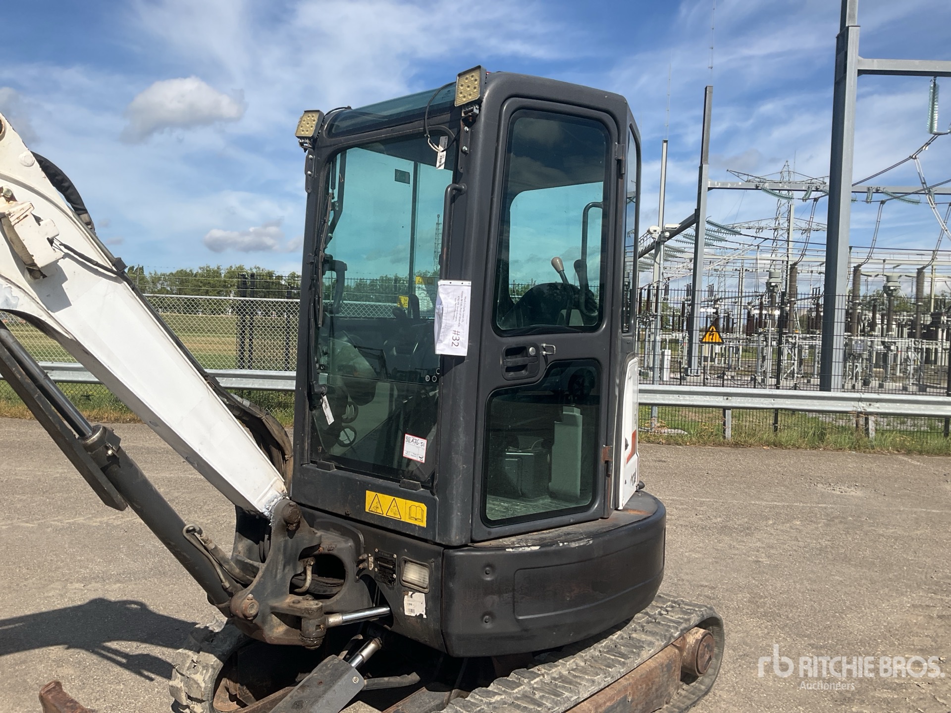 2017 Bobcat E25