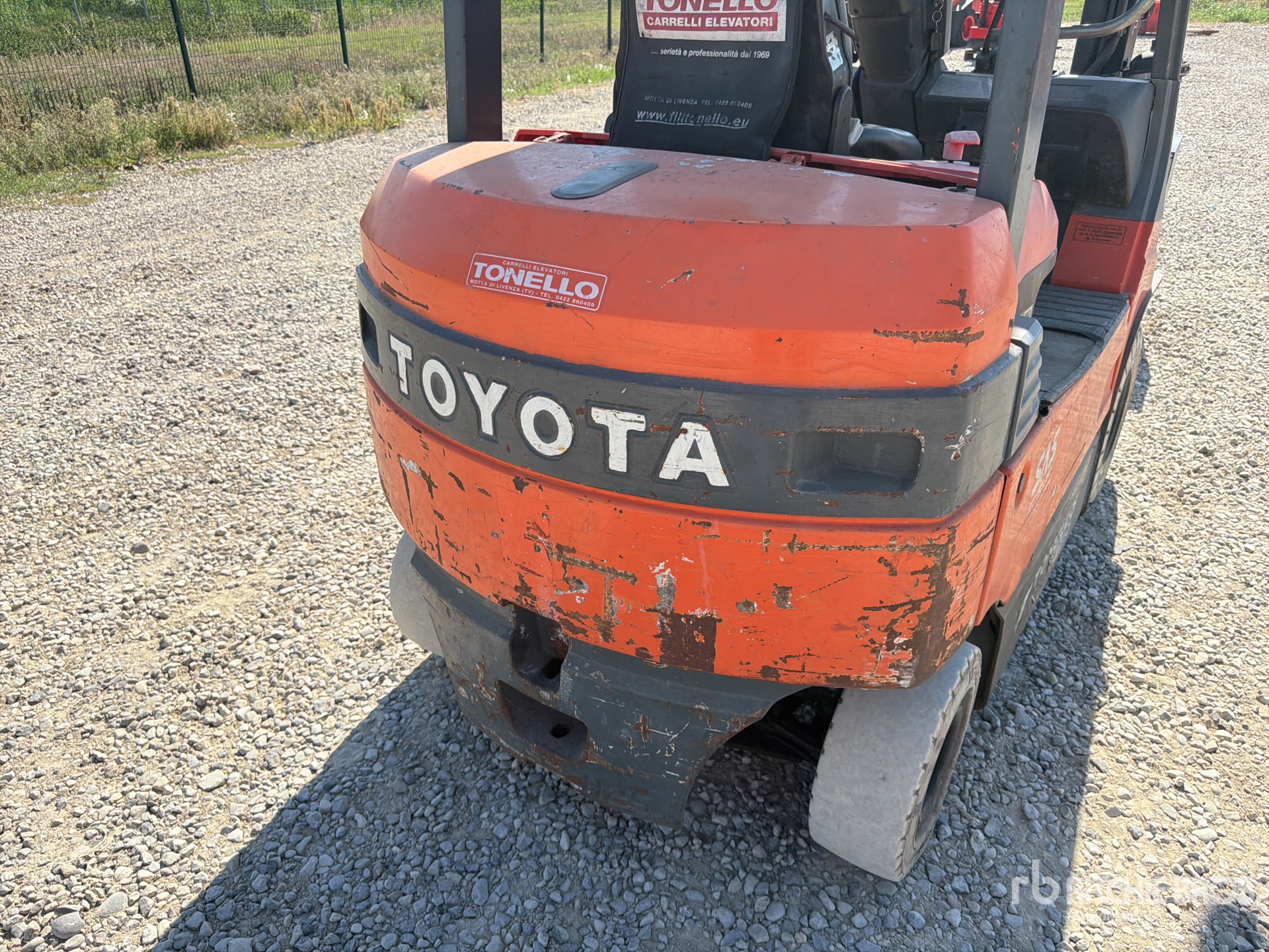 2000 Toyota 7FBH25