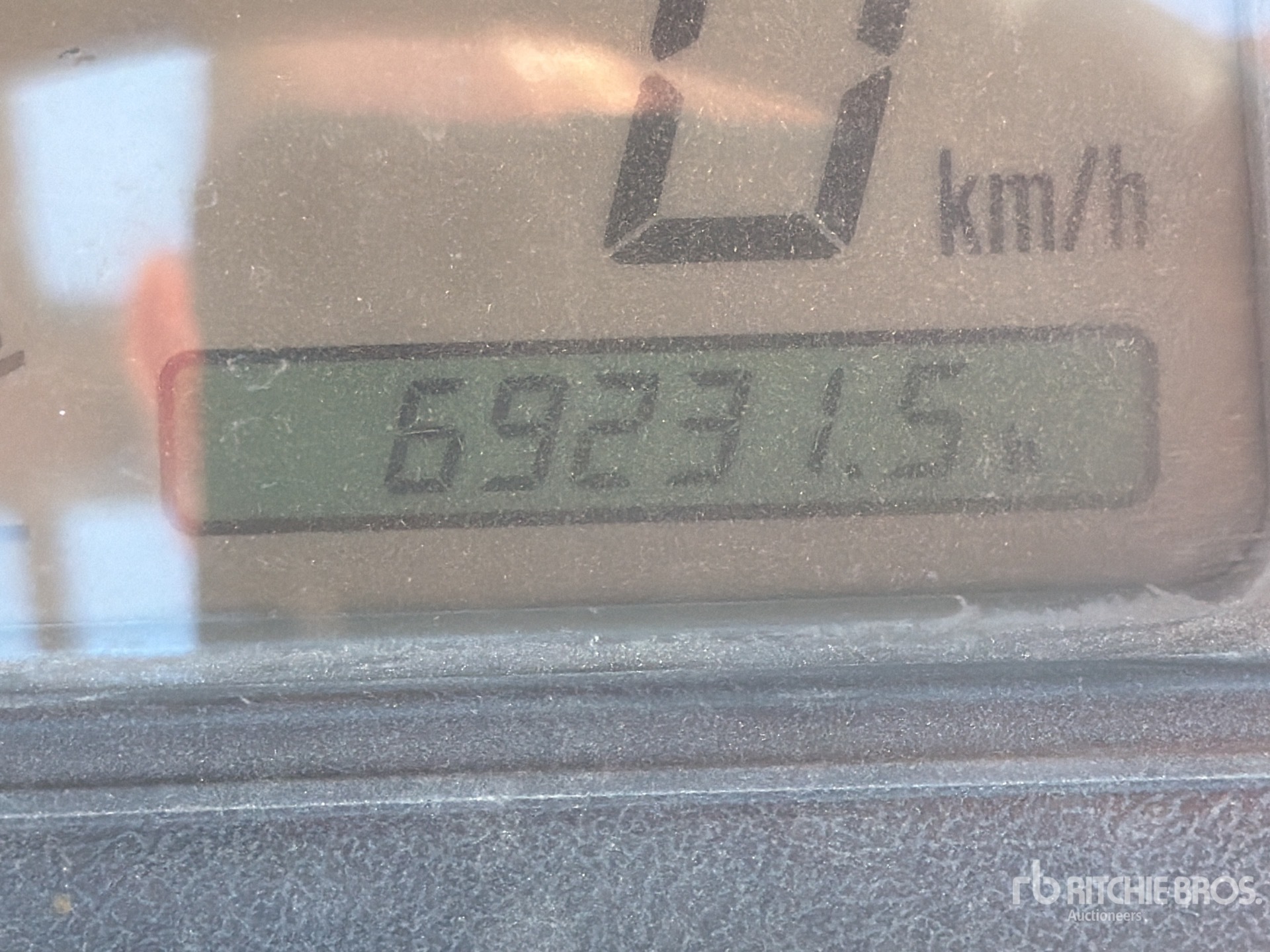 2002 Toyota FBMF16