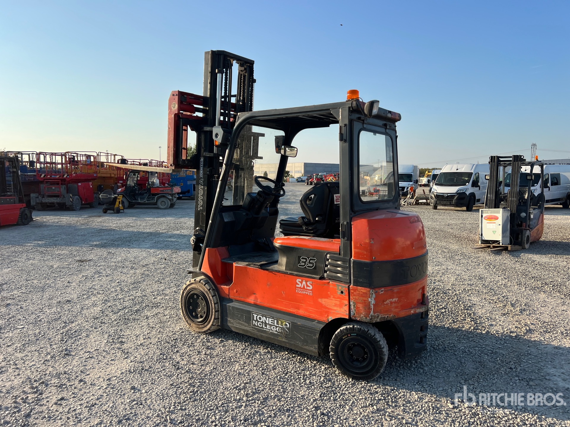 2005 Toyota 7FBMF35