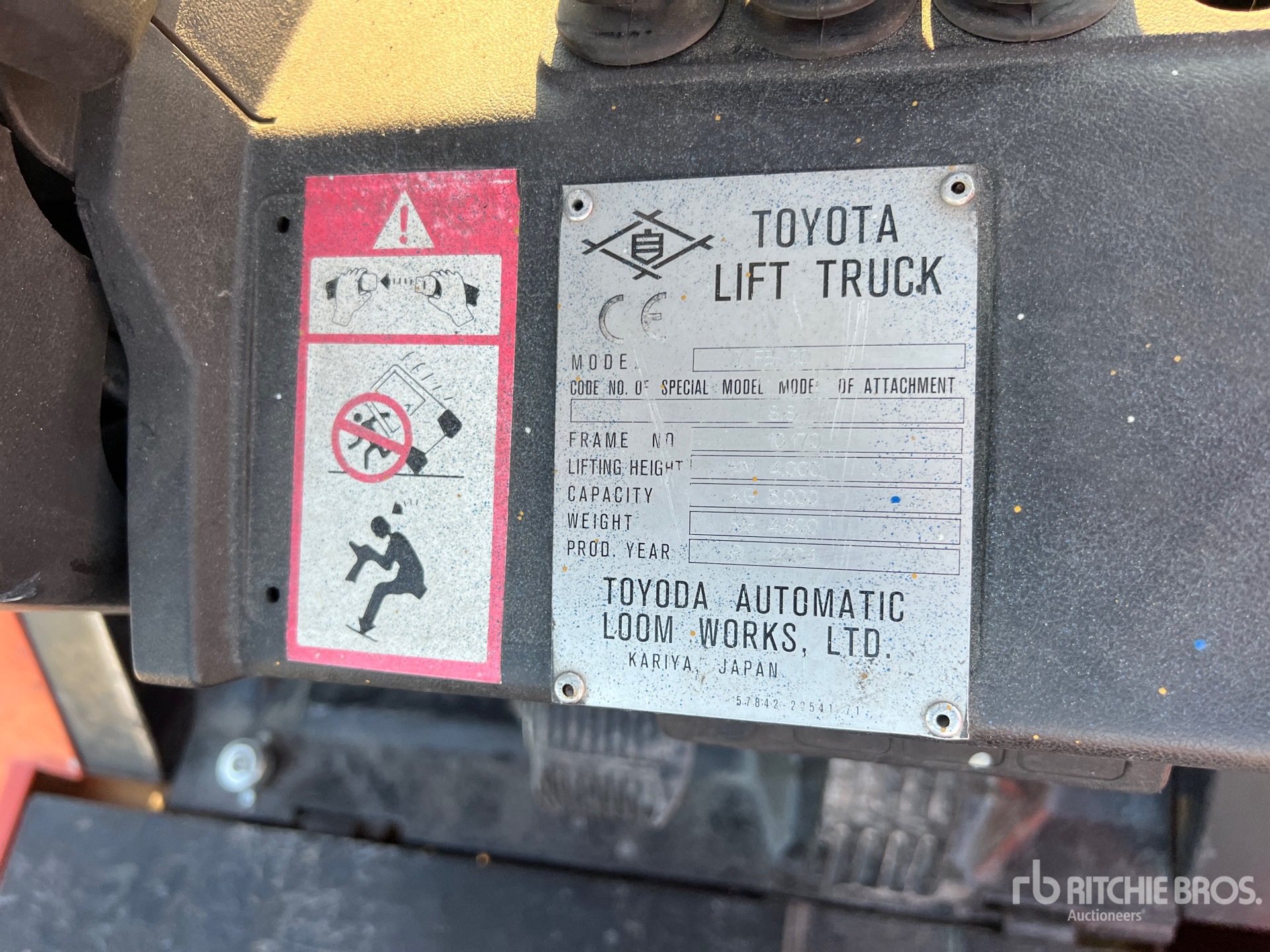 2004 Toyota 7FB30