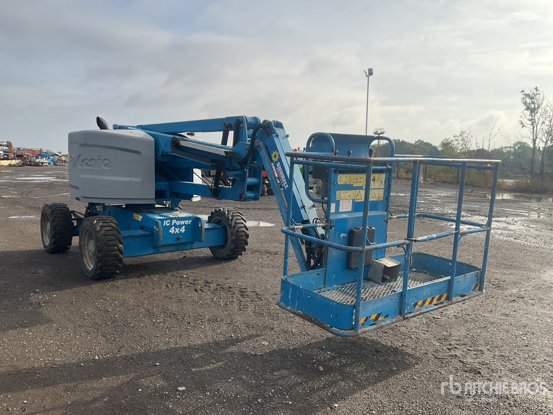 2014 Genie Z45/25J