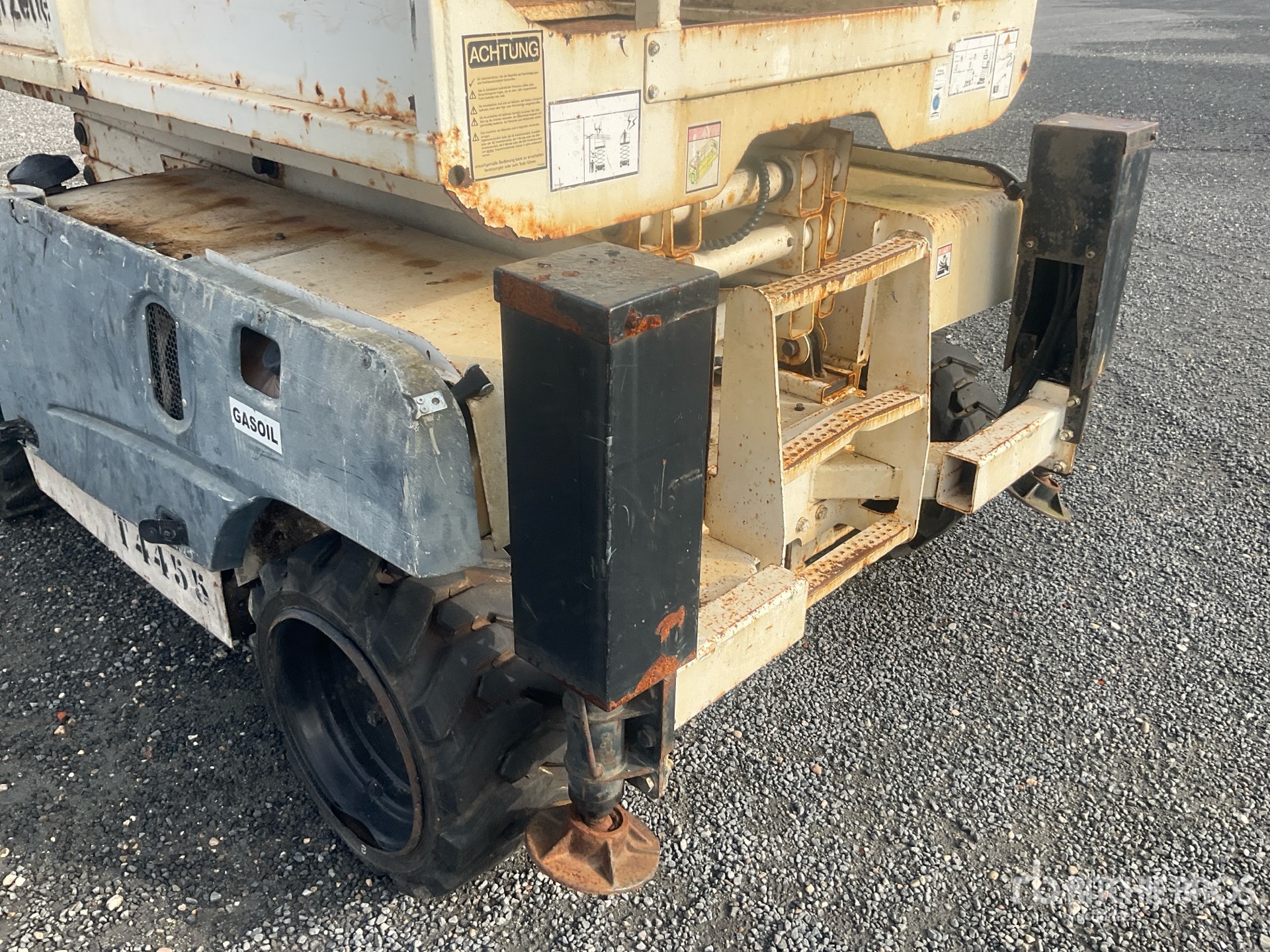 2006 Haulotte COMPACT 10DX