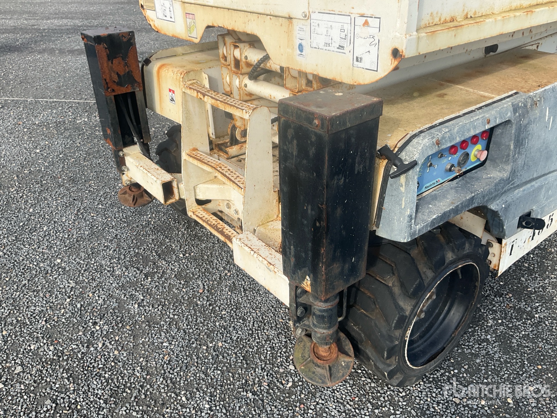 2006 Haulotte COMPACT 10DX