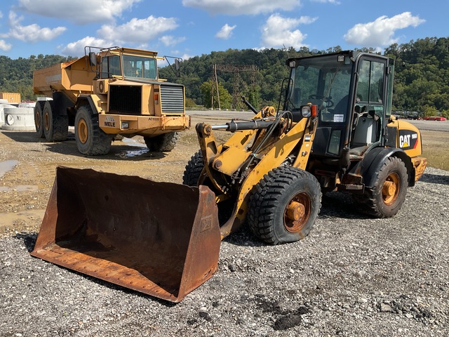 2009 Cat 906h Wheel Loader (Inoperable) 2009 Cat 906h Wheel Loader (Inoperable)