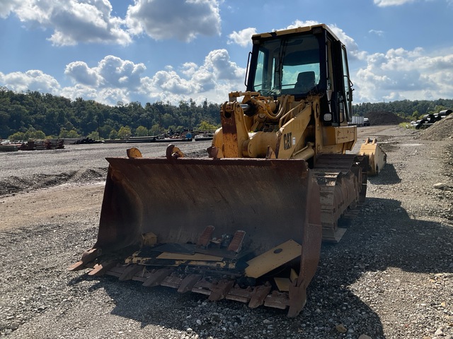 2001 Cat 963C Crawler Loader (Inoperable) 2001 Cat 963C Crawler Loader (Inoperable)