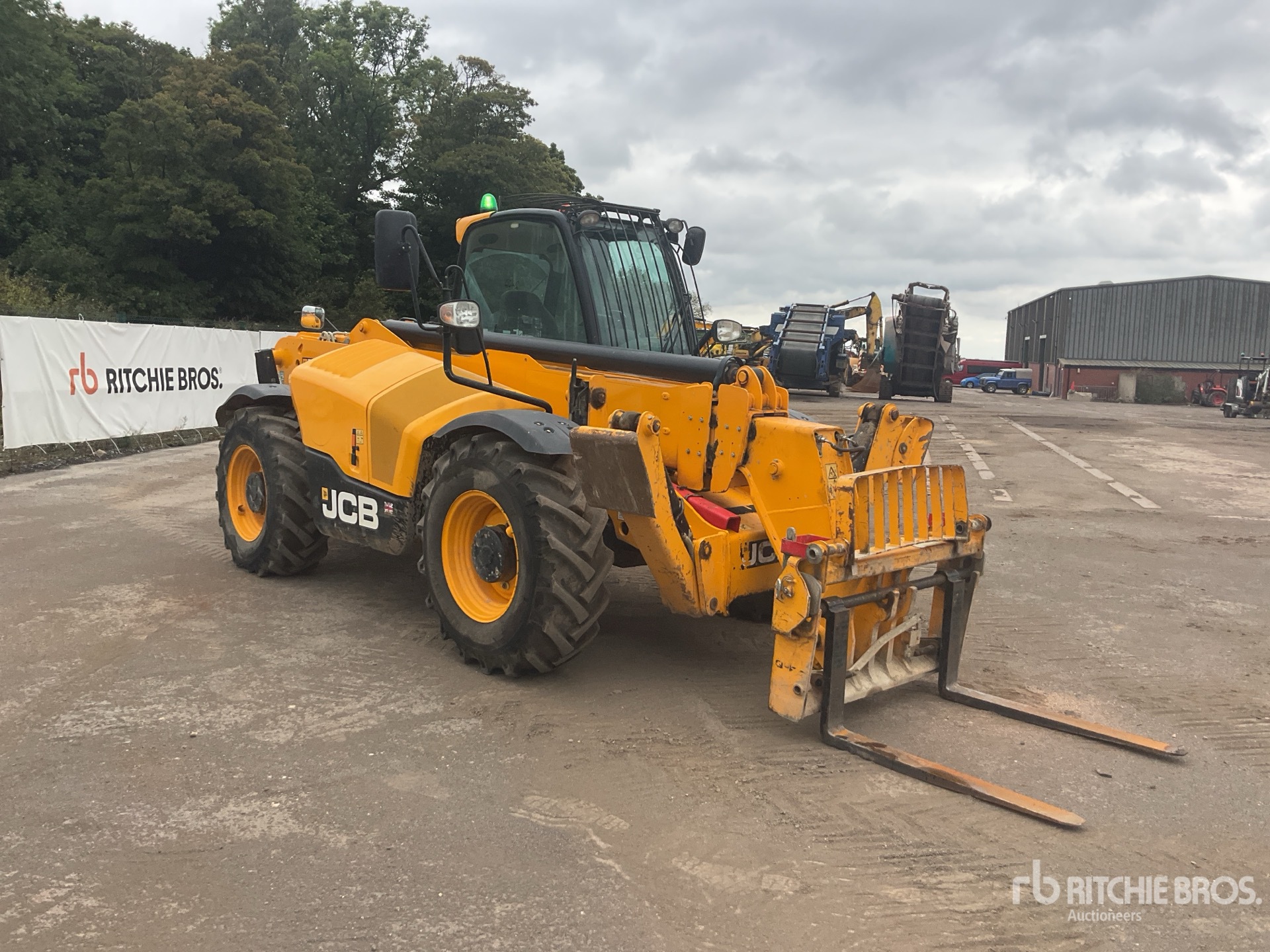 2022 JCB 535-125