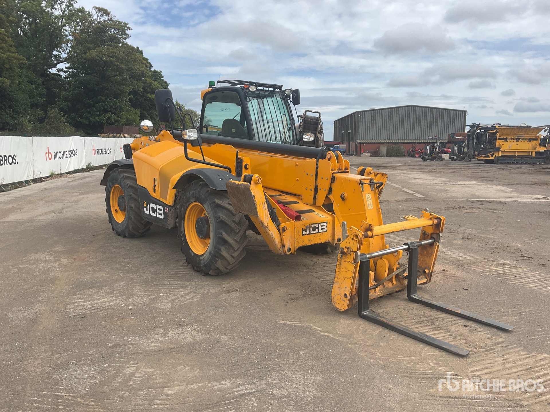 2021 JCB 540-140