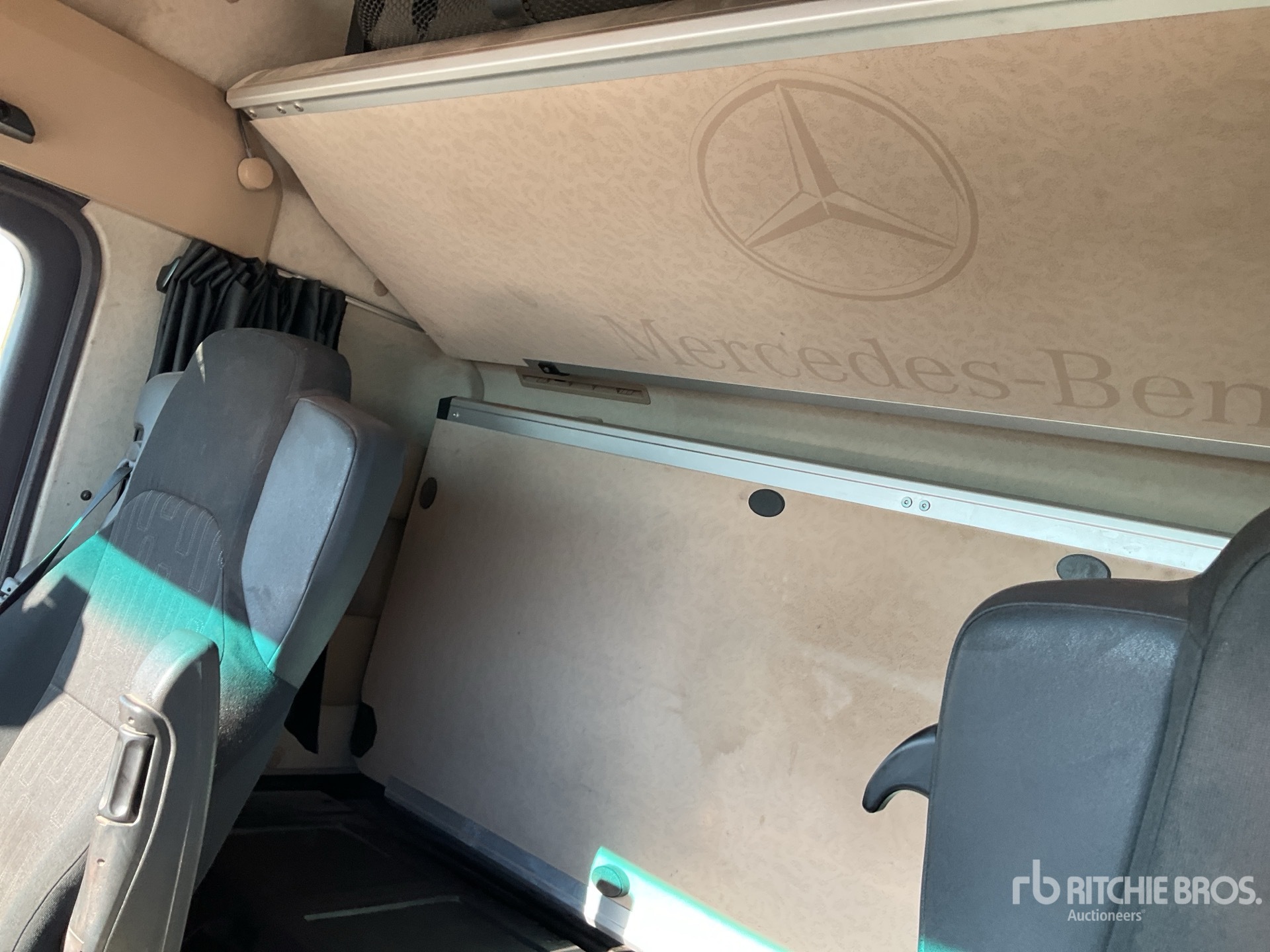2016 Mercedes-Benz ACTROS 1845LS