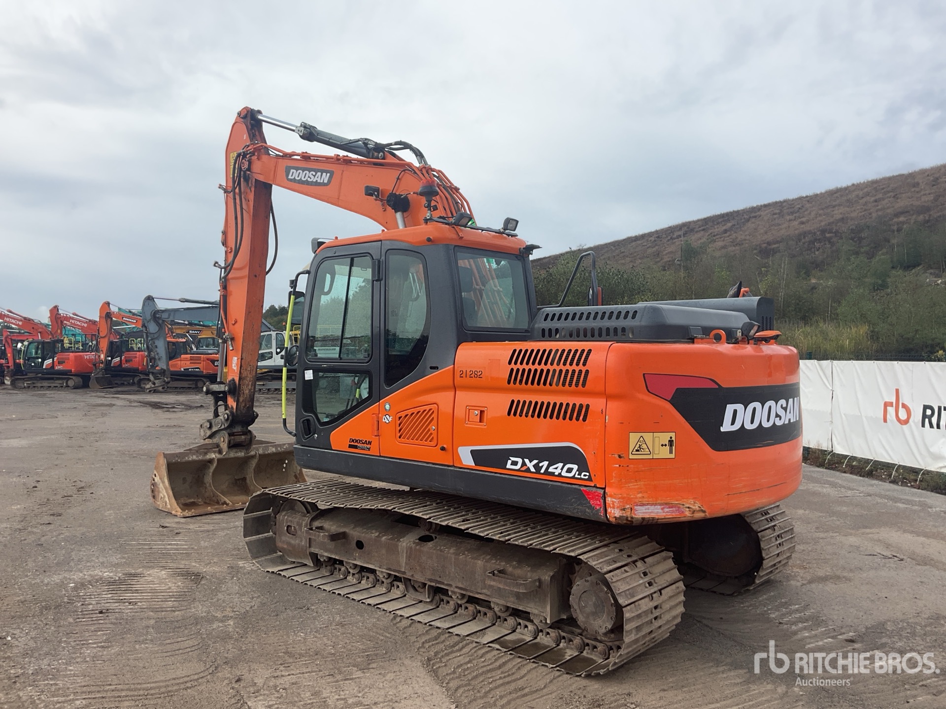 2021 Doosan DX140LC-5