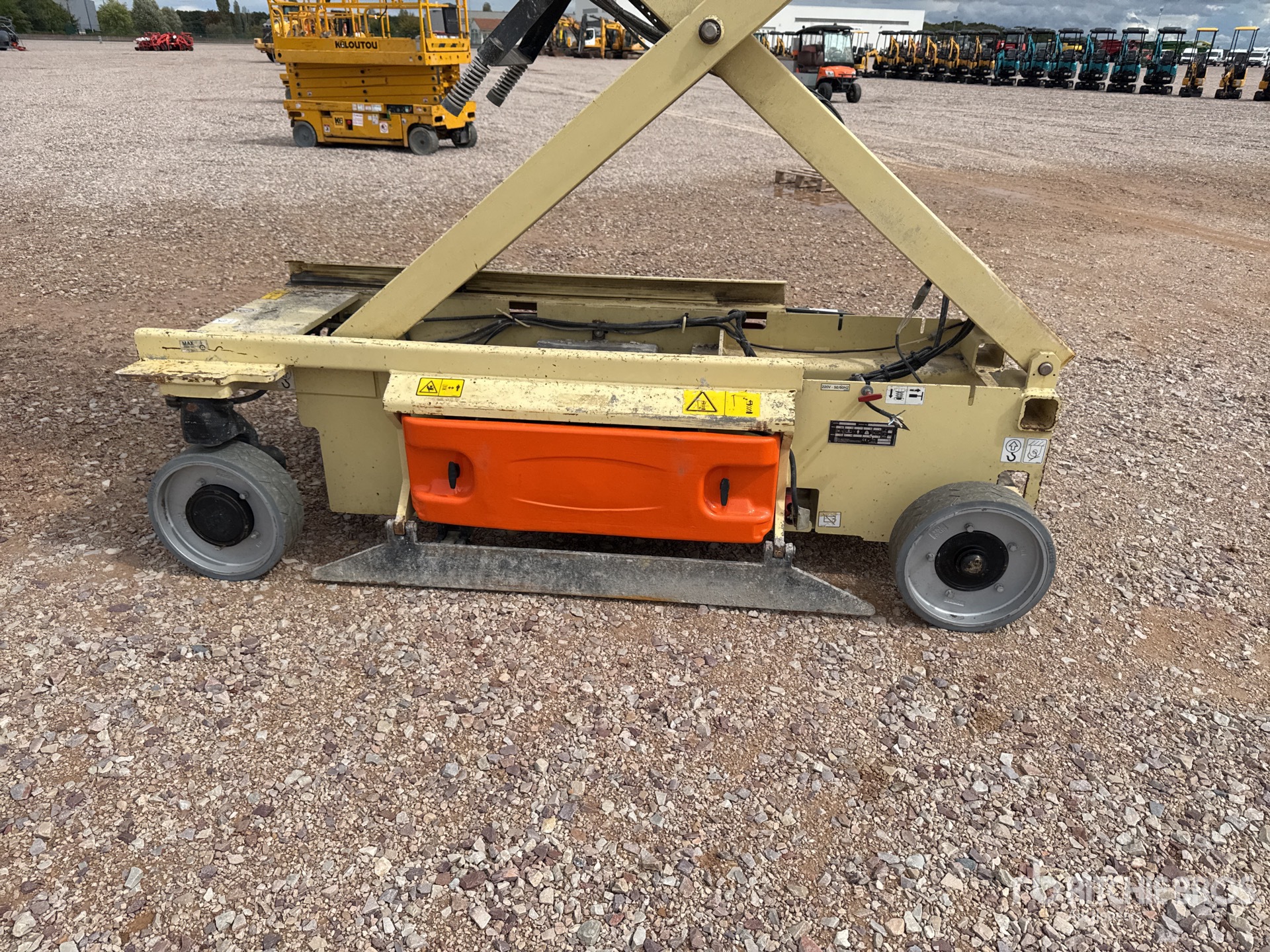 2015 JLG 3246ES