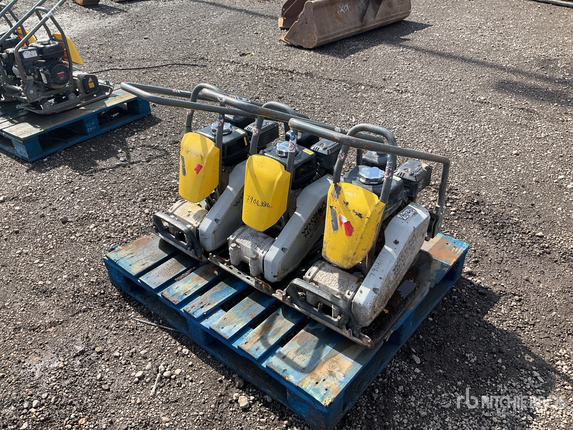 Photo of 2022 Wacker Neuson BPS1030A