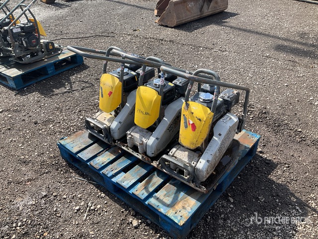 2022 Wacker Neuson BPS1030A Vibratory Plate Compactor