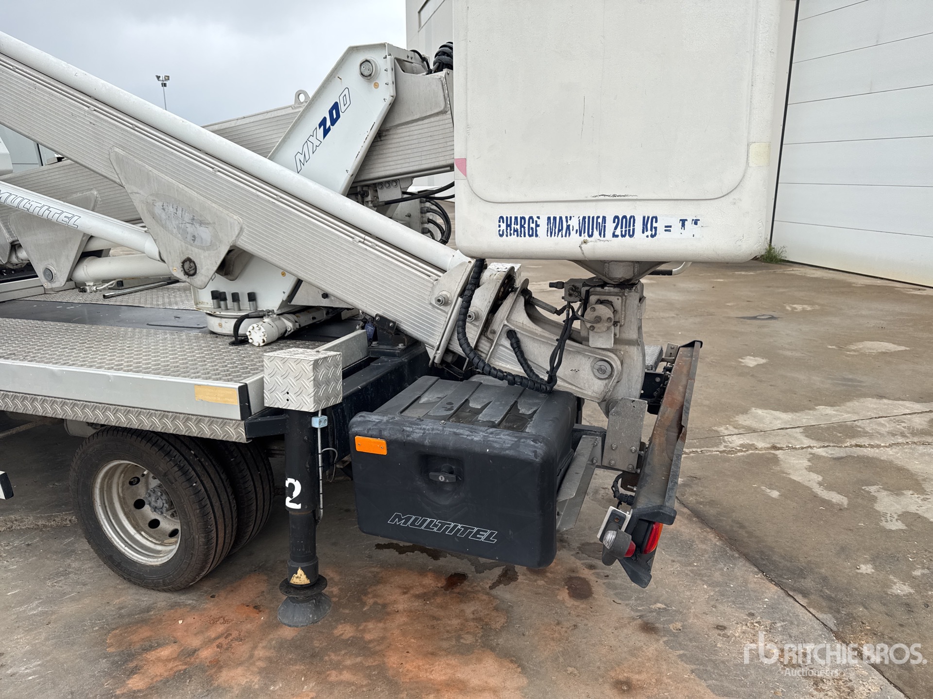 2012 Renault MAXITY 120 DXI