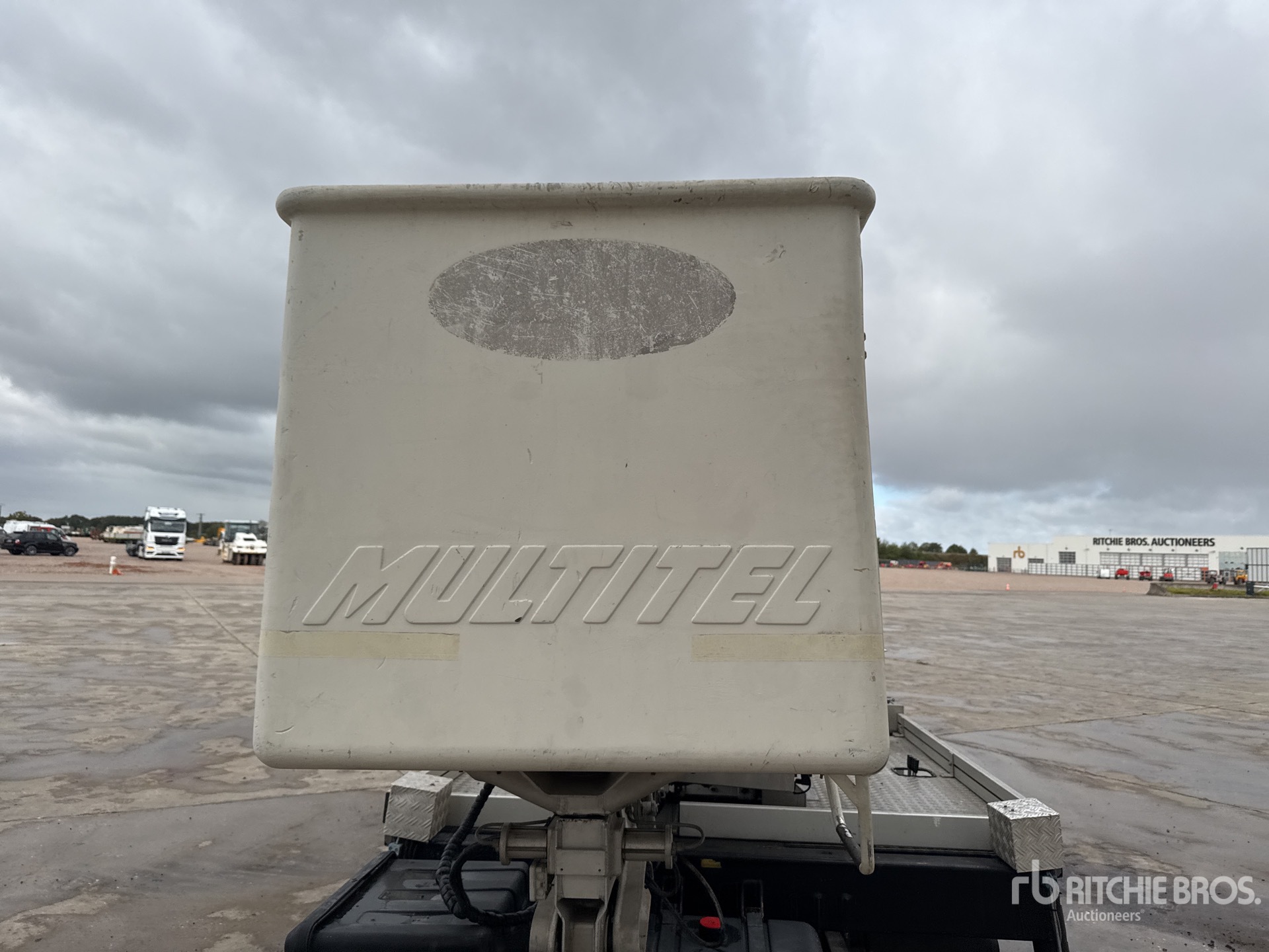 2012 Renault MAXITY 120 DXI