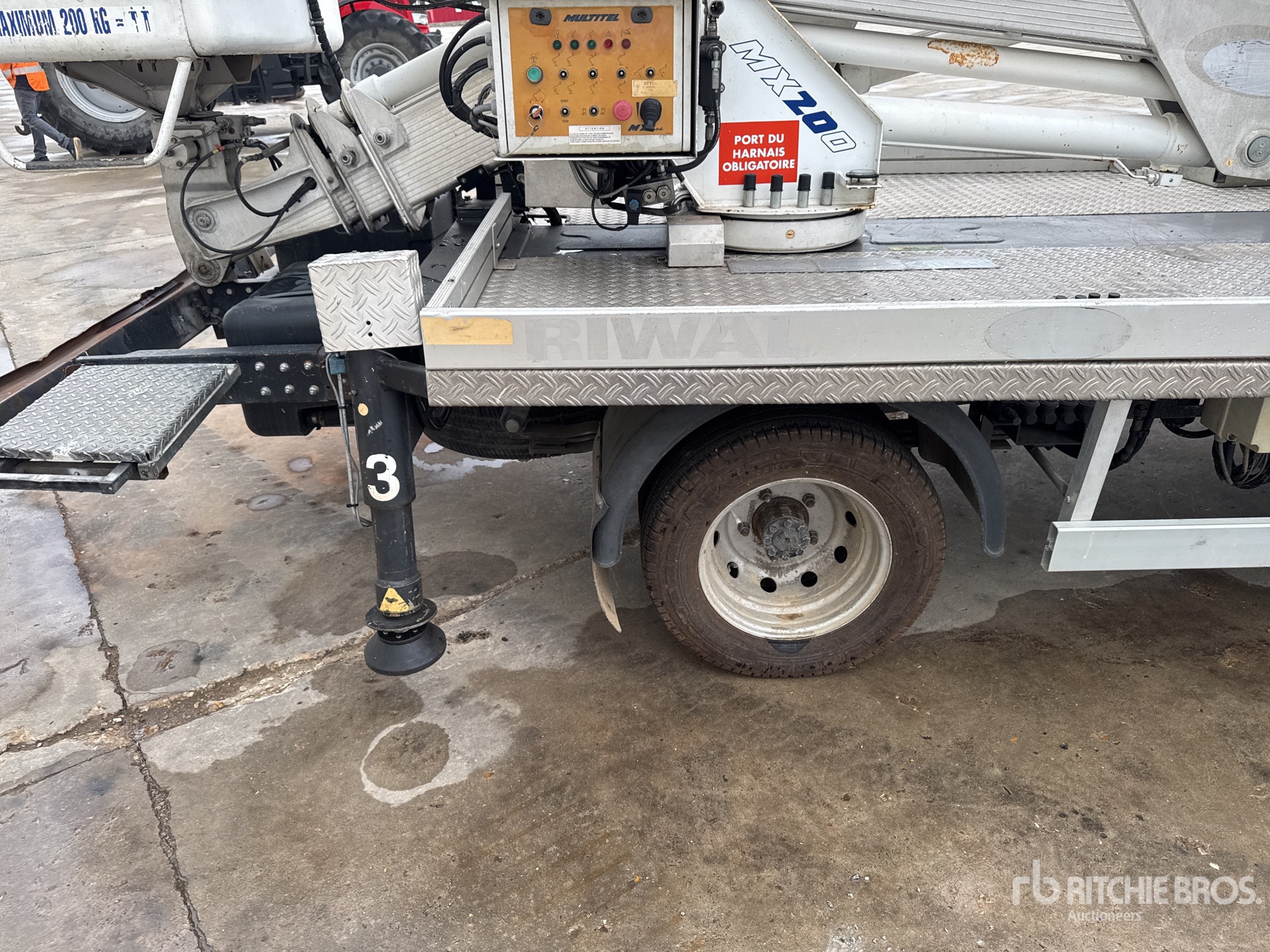 2012 Renault MAXITY 120 DXI