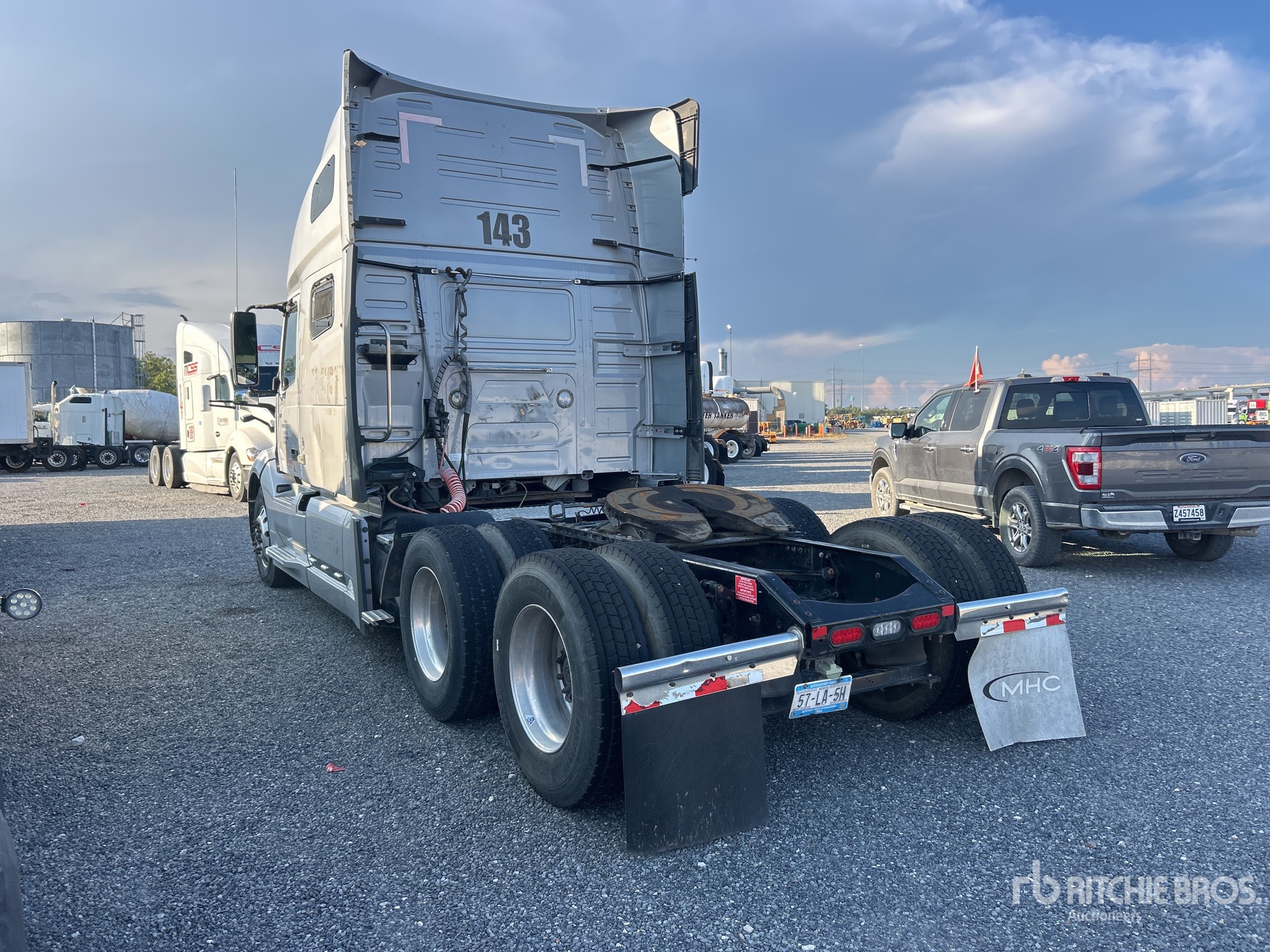 2020 Volvo VNL64T760
