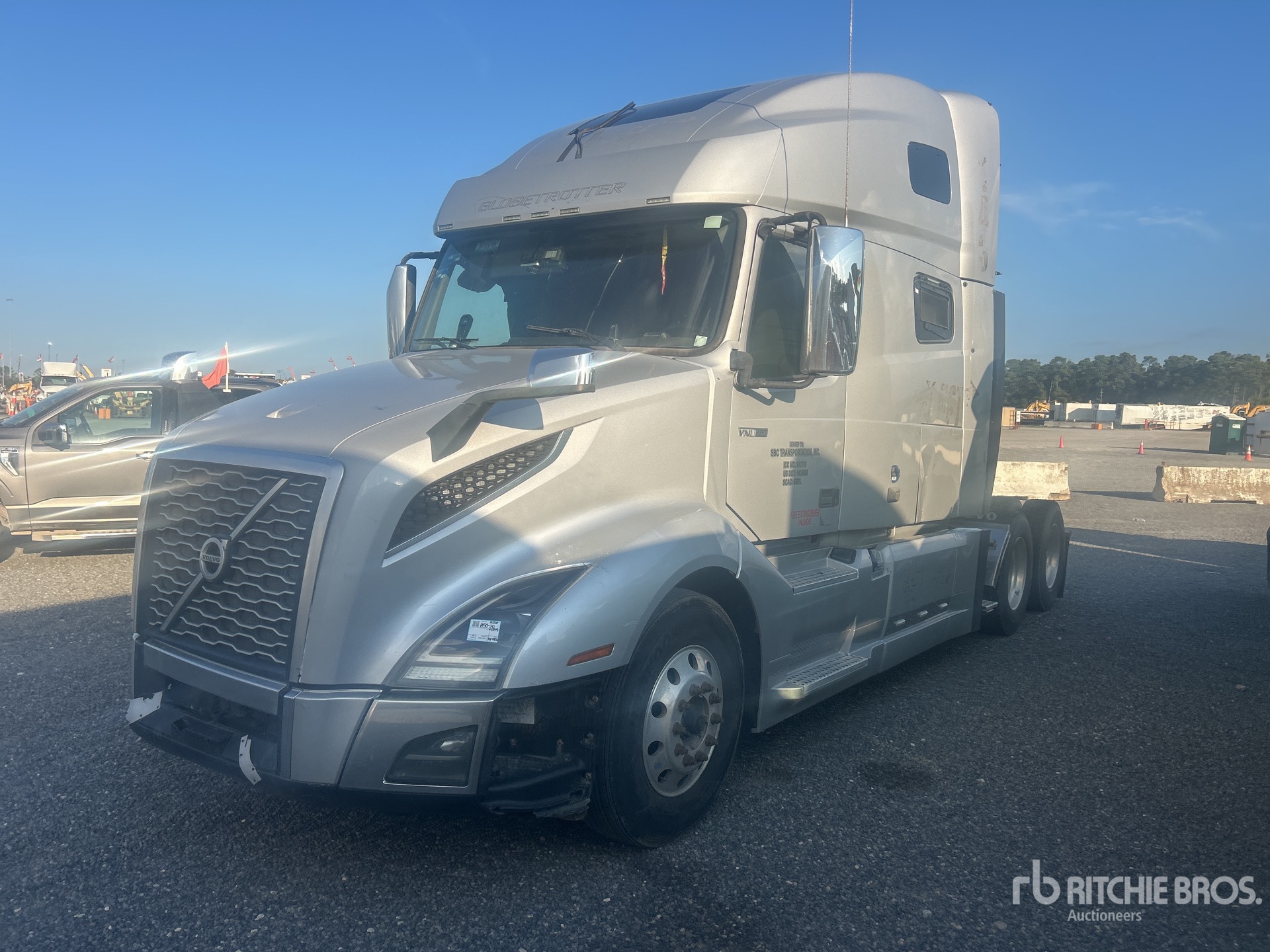 Photo of 2020 Volvo VNL64T760