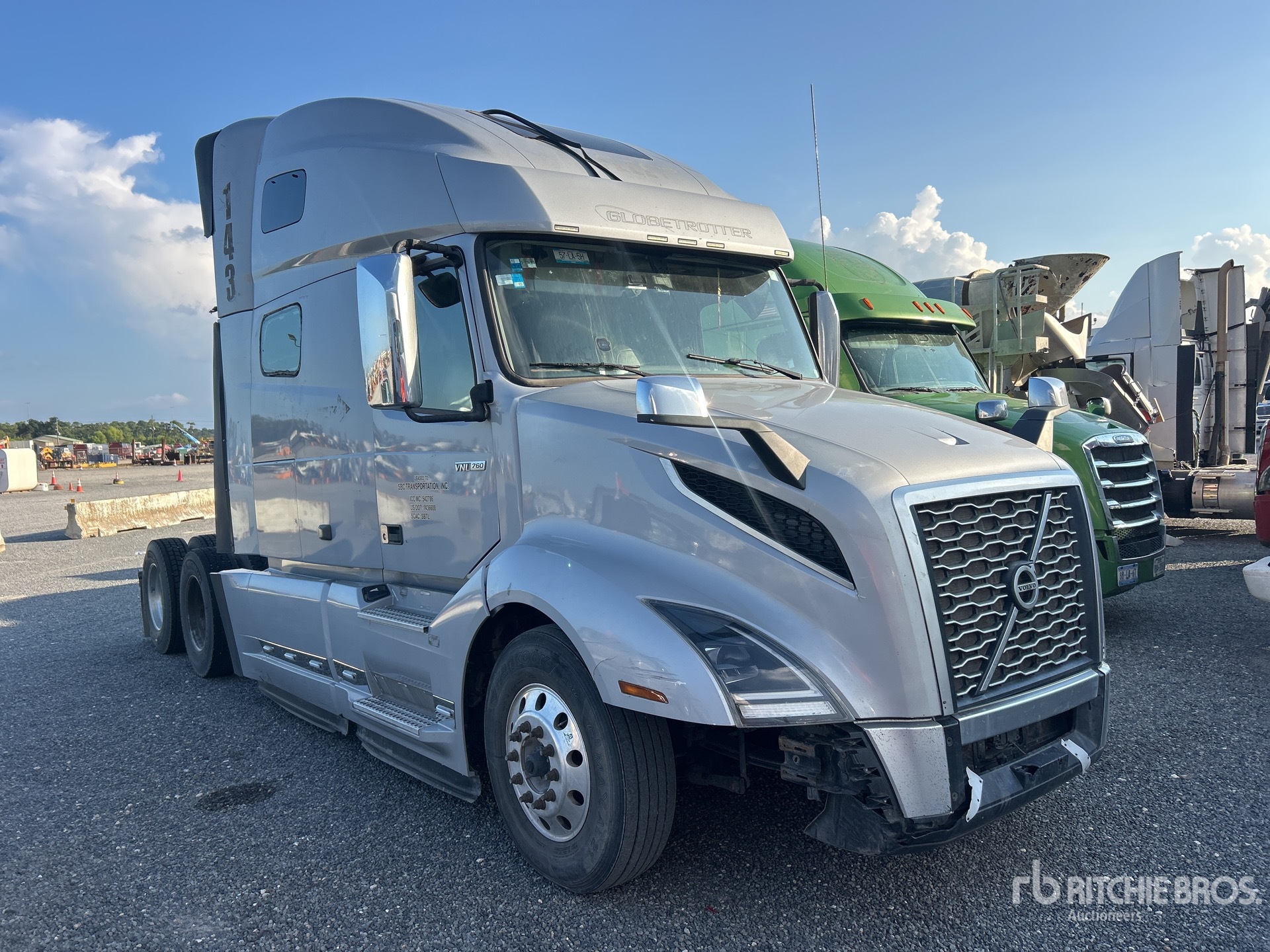 2020 Volvo VNL64T760