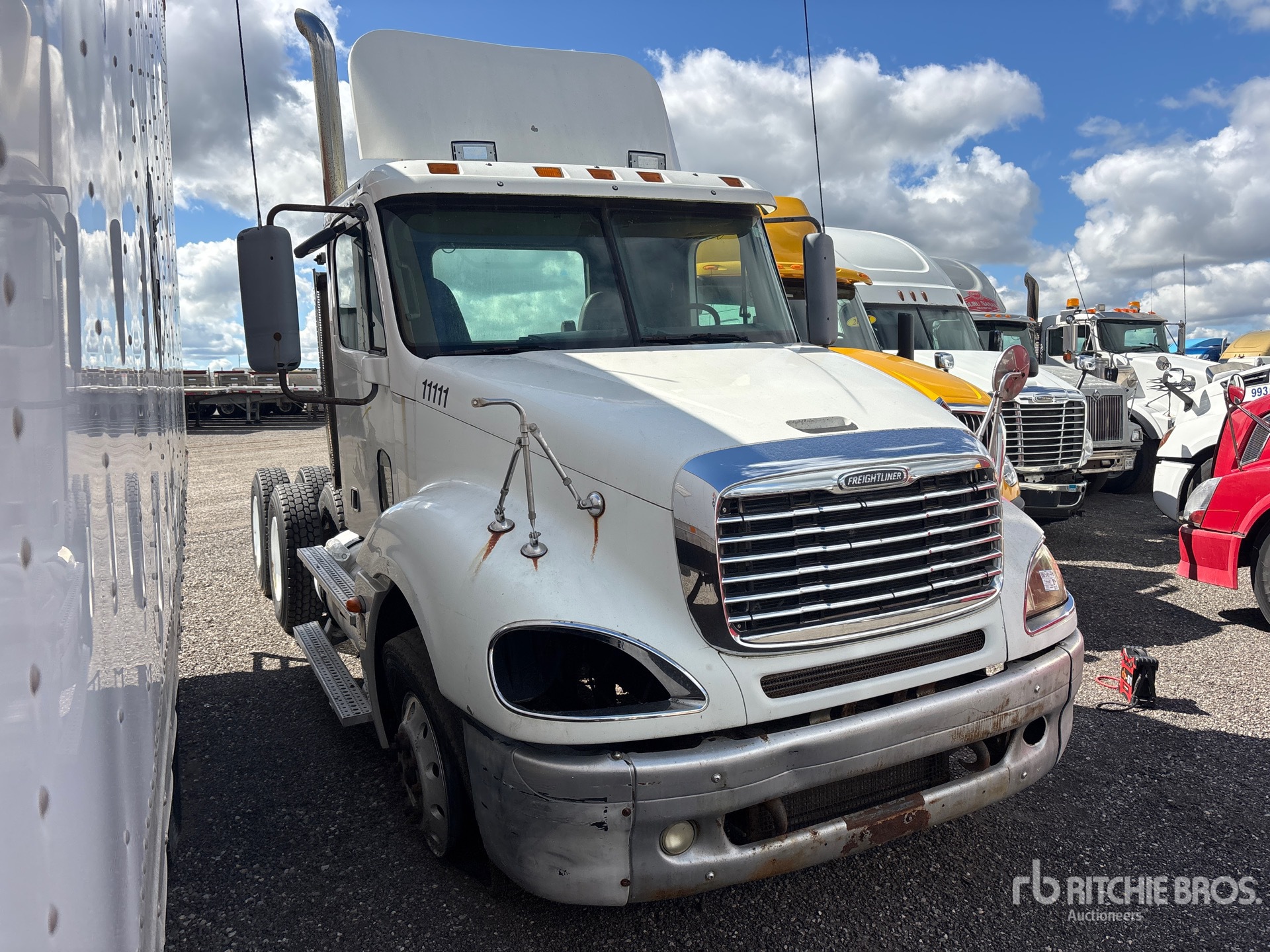 2005 Freightliner COLUMBIA 120